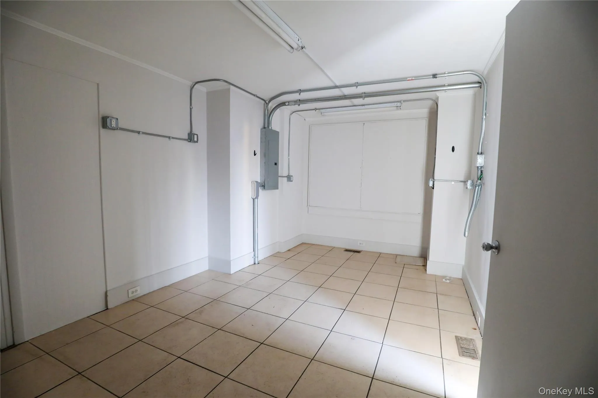 190 Broadway, Esopus, NY, ,Commercial Lease,For Rent,Broadway,0,988351 190 Broadway, Esopus, NY, ,Commercial Lease,For Rent,Broadway,0,988351