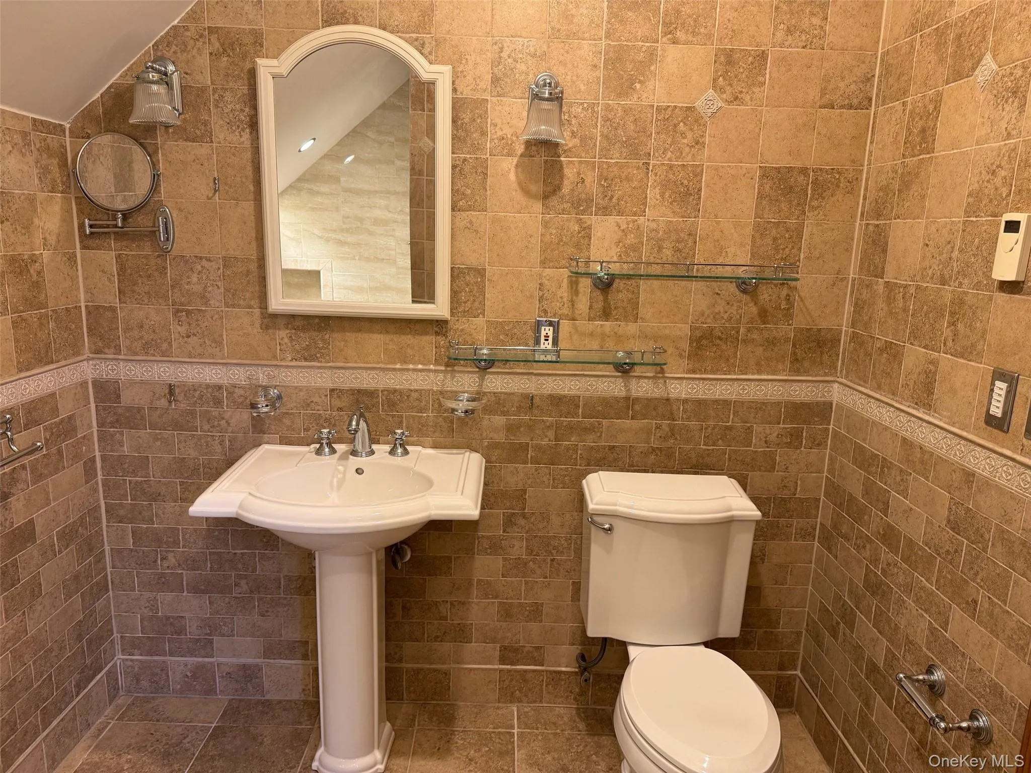 30 North Avenue, New Rochelle, NY, 3 Bedrooms Bedrooms, 8 Rooms Rooms,2 BathroomsBathrooms,Residential Lease,For Rent,North,0,988356 30 North Avenue, New Rochelle, NY, 3 Bedrooms Bedrooms, 8 Rooms Rooms,2 BathroomsBathrooms,Residential Lease,For Rent,North,0,988356