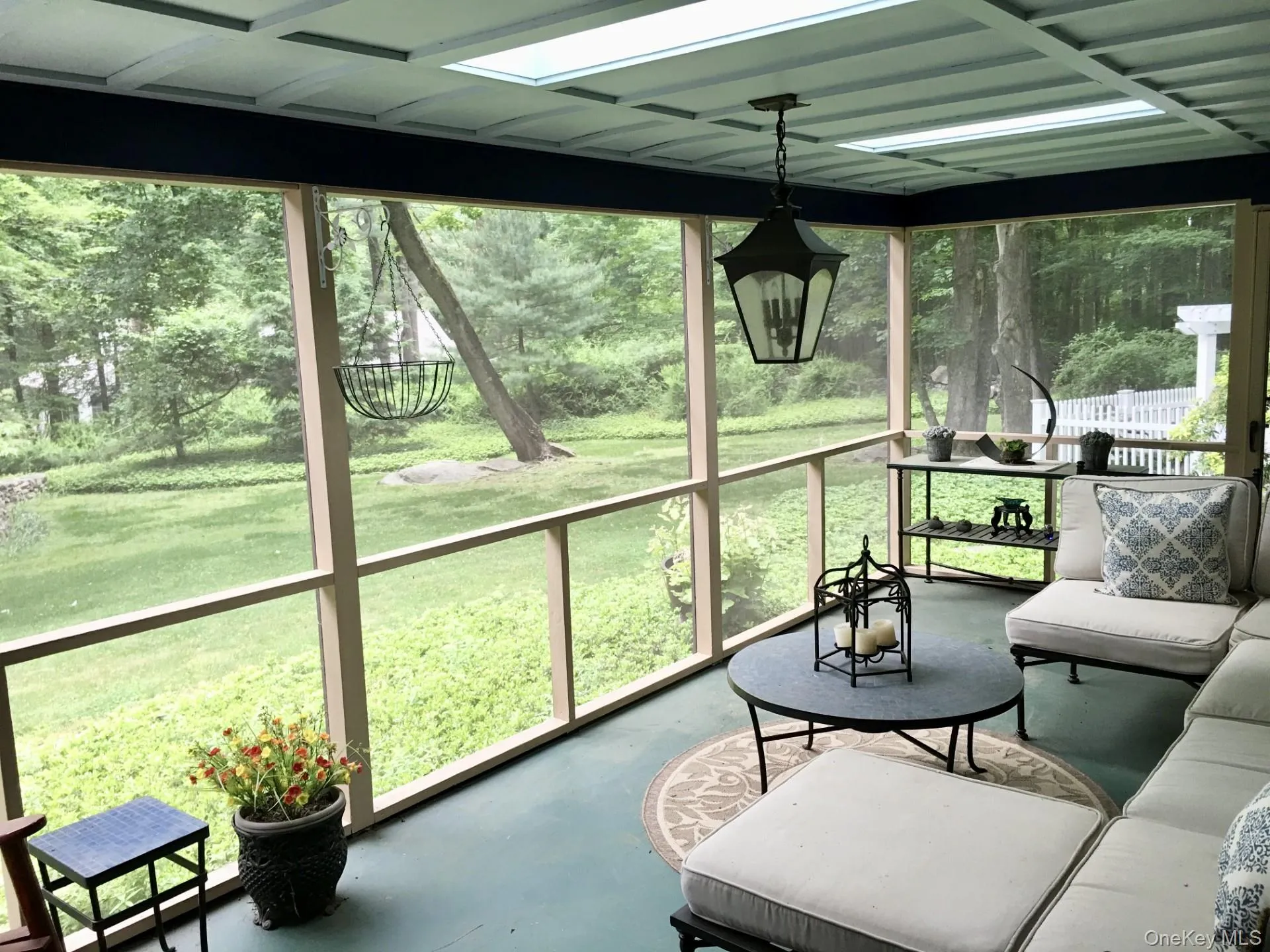 3 Season Room - Screened 3 Season Room - Screened