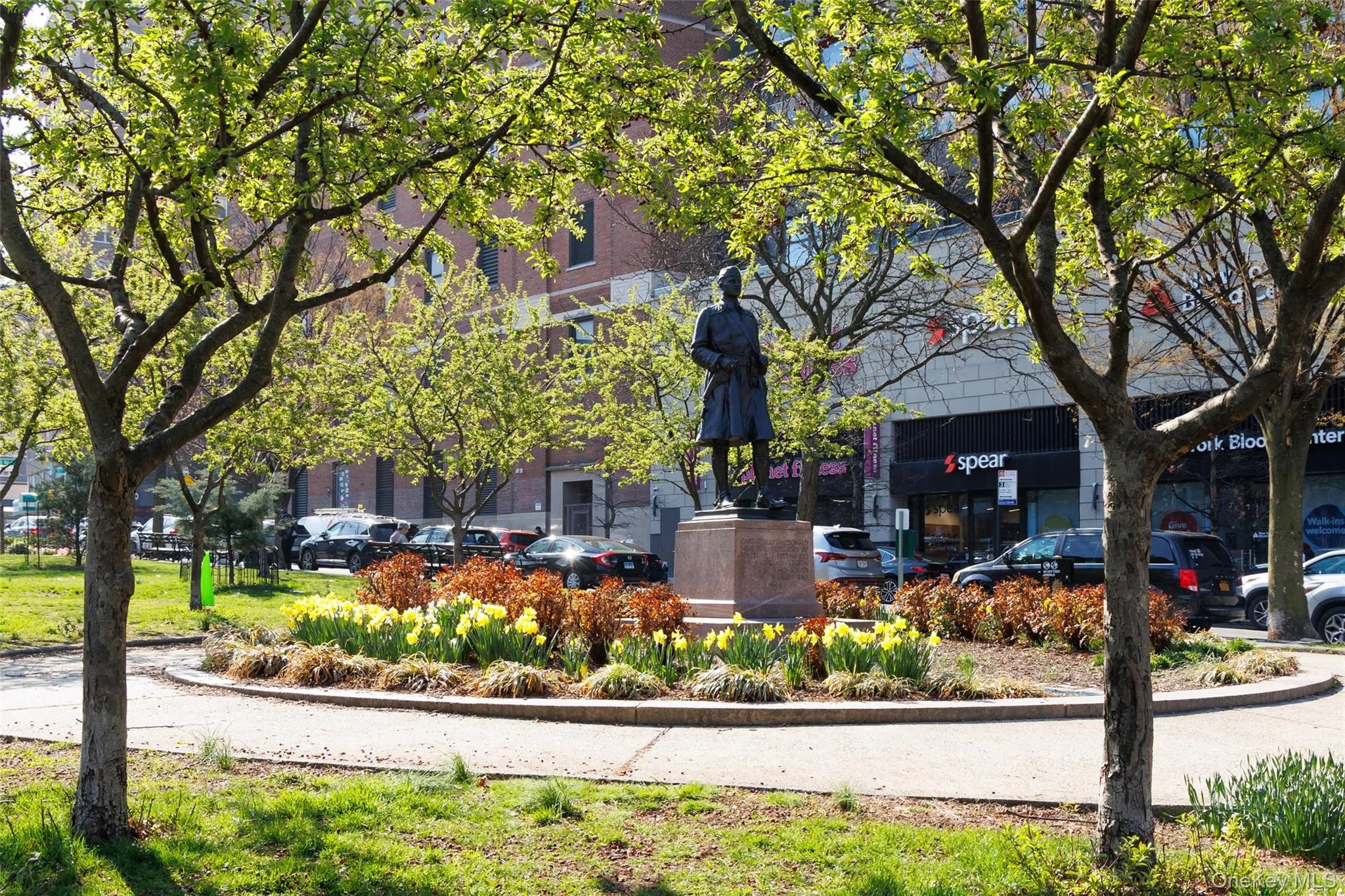 10702 Queens Boulevard, New York, NY, 2 Rooms Rooms,1 BathroomBathrooms,Residential,For Rent,Queens,0,988361 10702 Queens Boulevard, New York, NY, 2 Rooms Rooms,1 BathroomBathrooms,Residential,For Rent,Queens,0,988361
