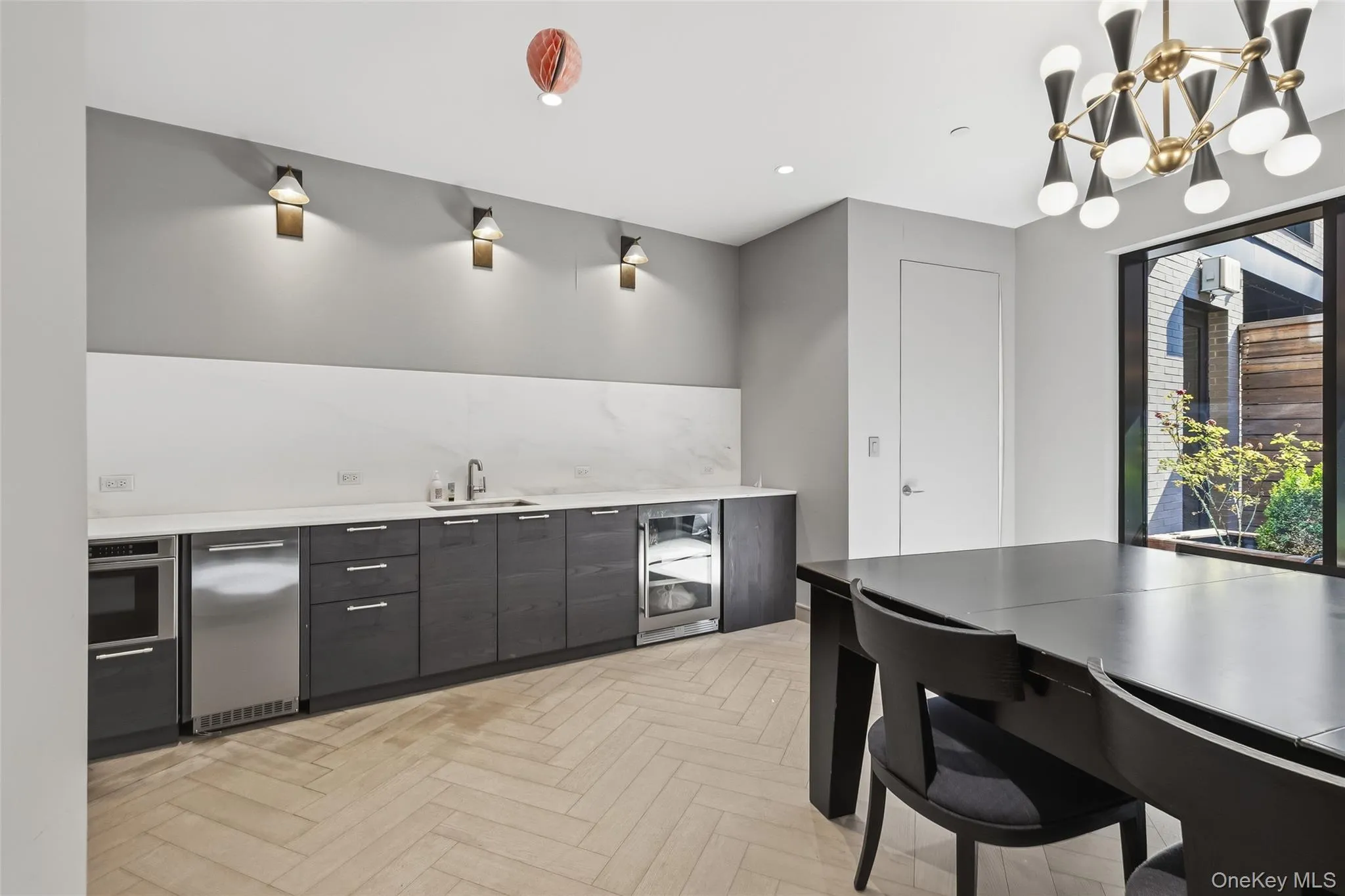 10702 Queens Boulevard, New York, NY, 2 Rooms Rooms,1 BathroomBathrooms,Residential,For Rent,Queens,0,988361 10702 Queens Boulevard, New York, NY, 2 Rooms Rooms,1 BathroomBathrooms,Residential,For Rent,Queens,0,988361