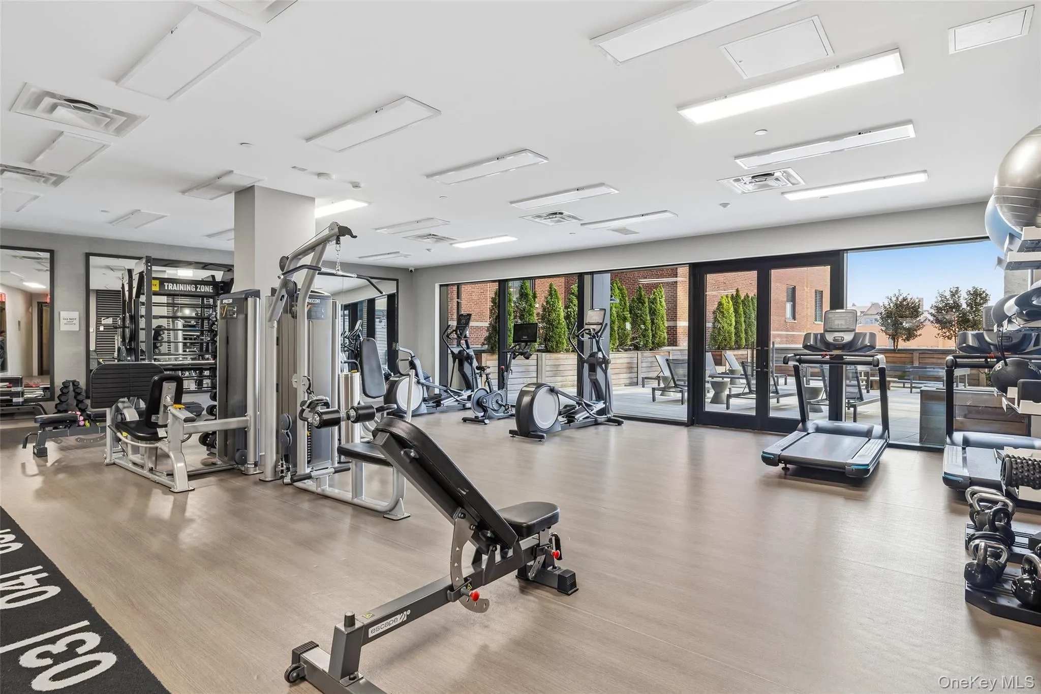 10702 Queens Boulevard, New York, NY, 2 Rooms Rooms,1 BathroomBathrooms,Residential,For Rent,Queens,0,988361 10702 Queens Boulevard, New York, NY, 2 Rooms Rooms,1 BathroomBathrooms,Residential,For Rent,Queens,0,988361