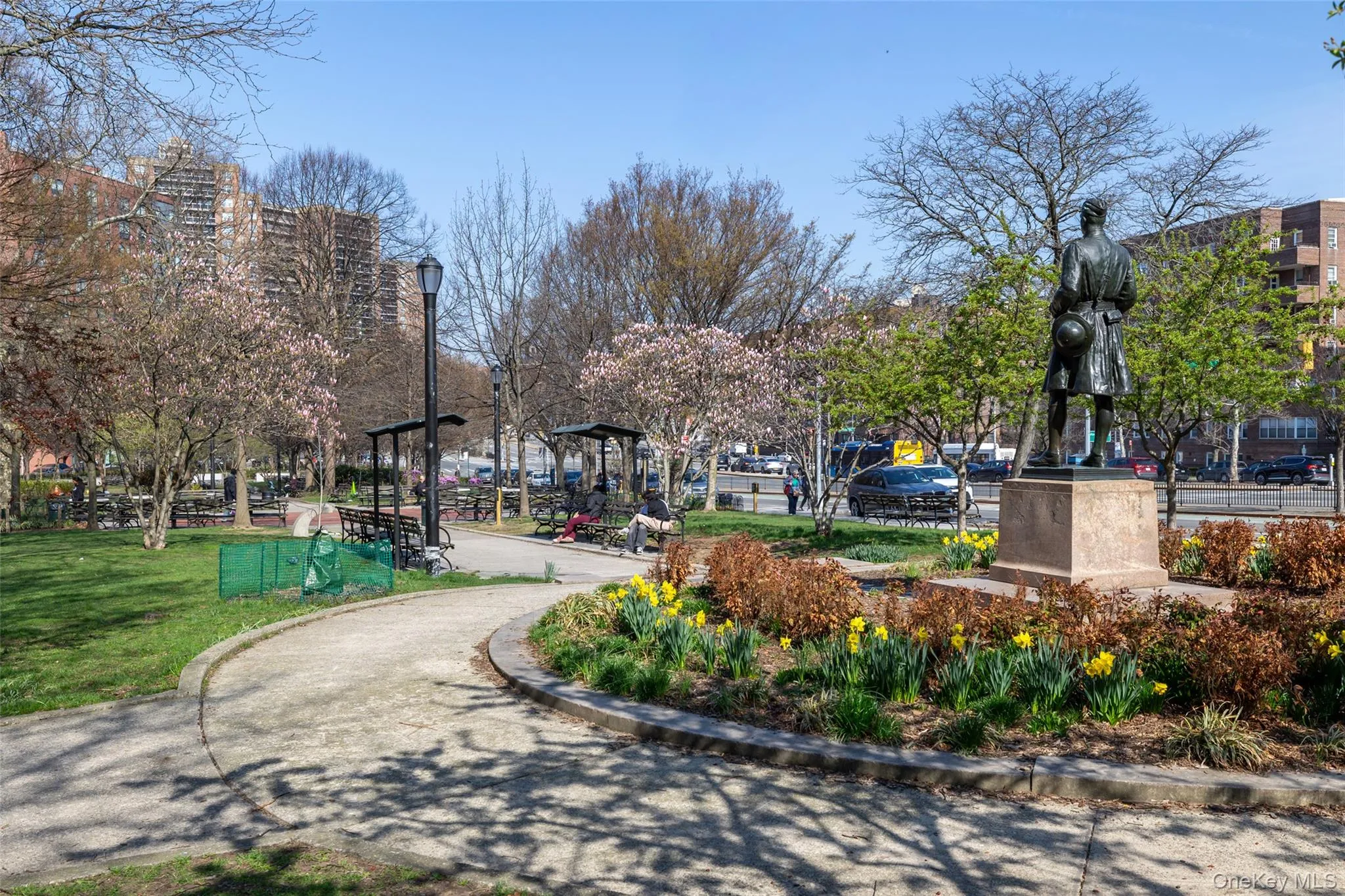 10702 Queens Boulevard, New York, NY, 2 Rooms Rooms,1 BathroomBathrooms,Residential,For Rent,Queens,0,988361 10702 Queens Boulevard, New York, NY, 2 Rooms Rooms,1 BathroomBathrooms,Residential,For Rent,Queens,0,988361