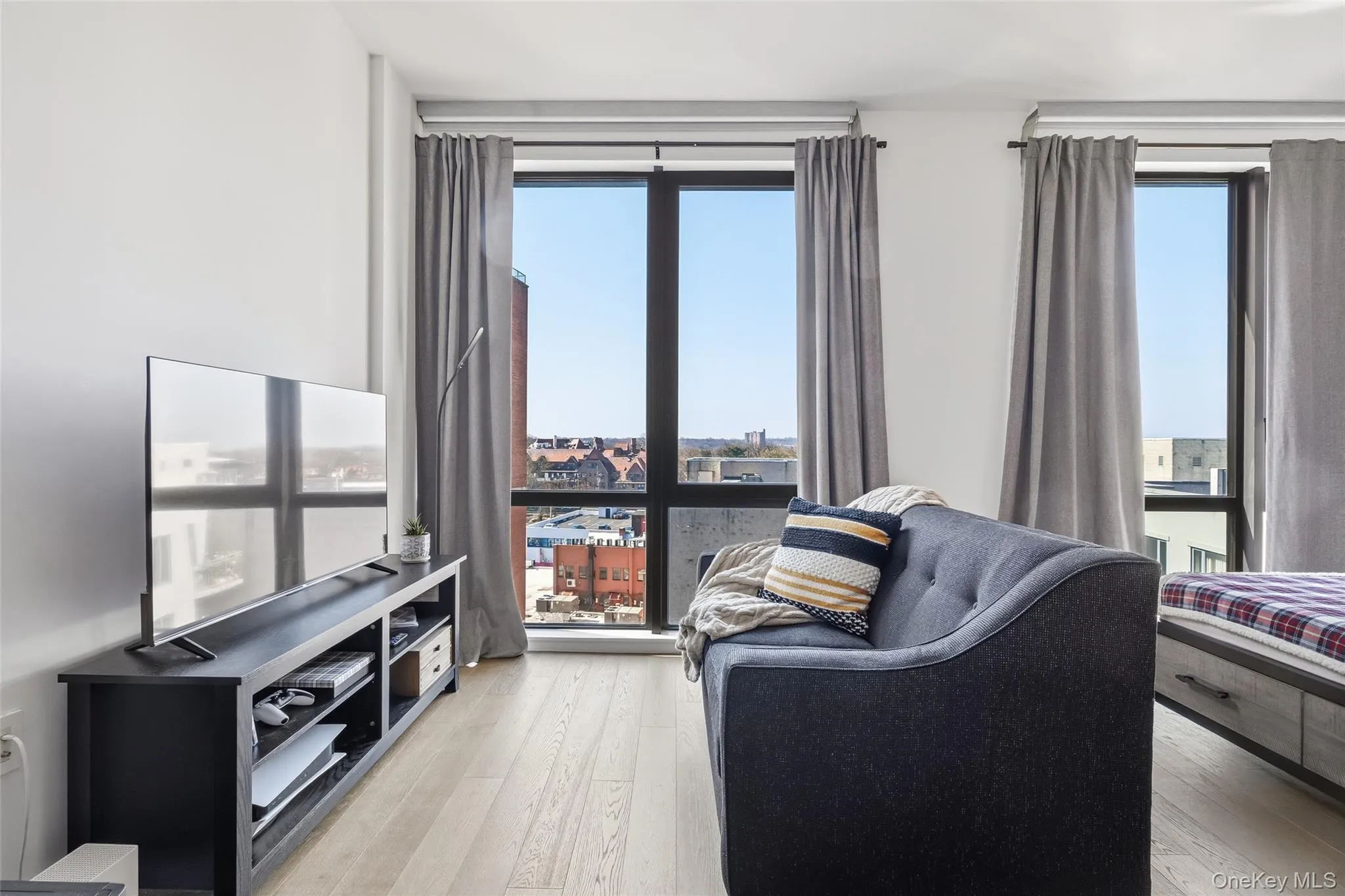 10702 Queens Boulevard, New York, NY, 2 Rooms Rooms,1 BathroomBathrooms,Residential,For Rent,Queens,0,988361 10702 Queens Boulevard, New York, NY, 2 Rooms Rooms,1 BathroomBathrooms,Residential,For Rent,Queens,0,988361