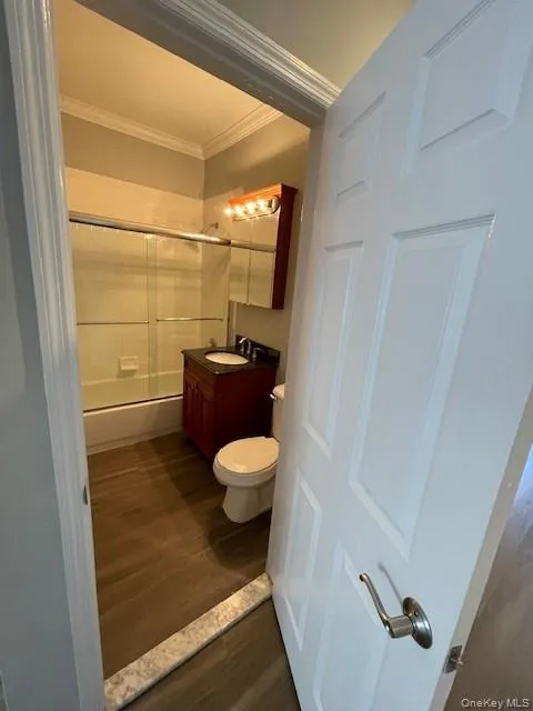 112 Center Court, Brookhaven, NY, 1 Bedroom Bedrooms, 5 Rooms Rooms,2 BathroomsBathrooms,Residential Lease,For Rent,Center,0,988367 112 Center Court, Brookhaven, NY, 1 Bedroom Bedrooms, 5 Rooms Rooms,2 BathroomsBathrooms,Residential Lease,For Rent,Center,0,988367
