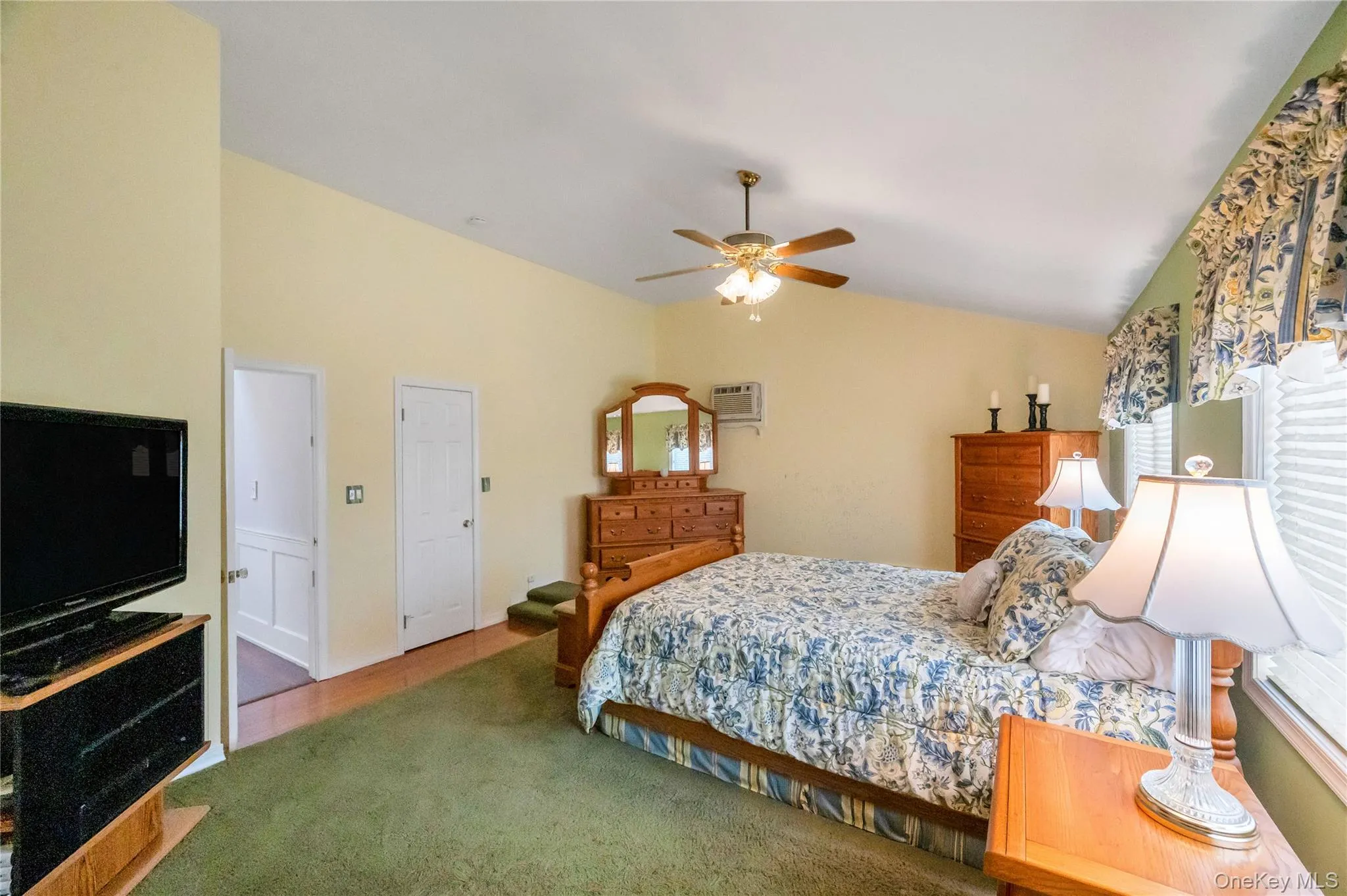 26 Ballad Lane, Oyster Bay, NY, 4 Bedrooms Bedrooms, 10 Rooms Rooms,2 BathroomsBathrooms,Residential,For Rent,Ballad,0,988384 26 Ballad Lane, Oyster Bay, NY, 4 Bedrooms Bedrooms, 10 Rooms Rooms,2 BathroomsBathrooms,Residential,For Rent,Ballad,0,988384