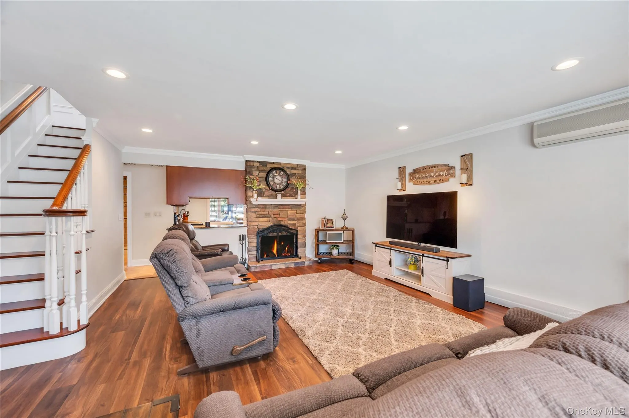 26 Ballad Lane, Oyster Bay, NY, 4 Bedrooms Bedrooms, 10 Rooms Rooms,2 BathroomsBathrooms,Residential,For Rent,Ballad,0,988384 26 Ballad Lane, Oyster Bay, NY, 4 Bedrooms Bedrooms, 10 Rooms Rooms,2 BathroomsBathrooms,Residential,For Rent,Ballad,0,988384