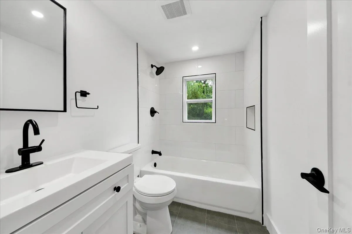 16 Tiger Road, Wappinger, NY, 3 Bedrooms Bedrooms, 8 Rooms Rooms,2 BathroomsBathrooms,Residential,For Rent,Tiger,0,988410 16 Tiger Road, Wappinger, NY, 3 Bedrooms Bedrooms, 8 Rooms Rooms,2 BathroomsBathrooms,Residential,For Rent,Tiger,0,988410