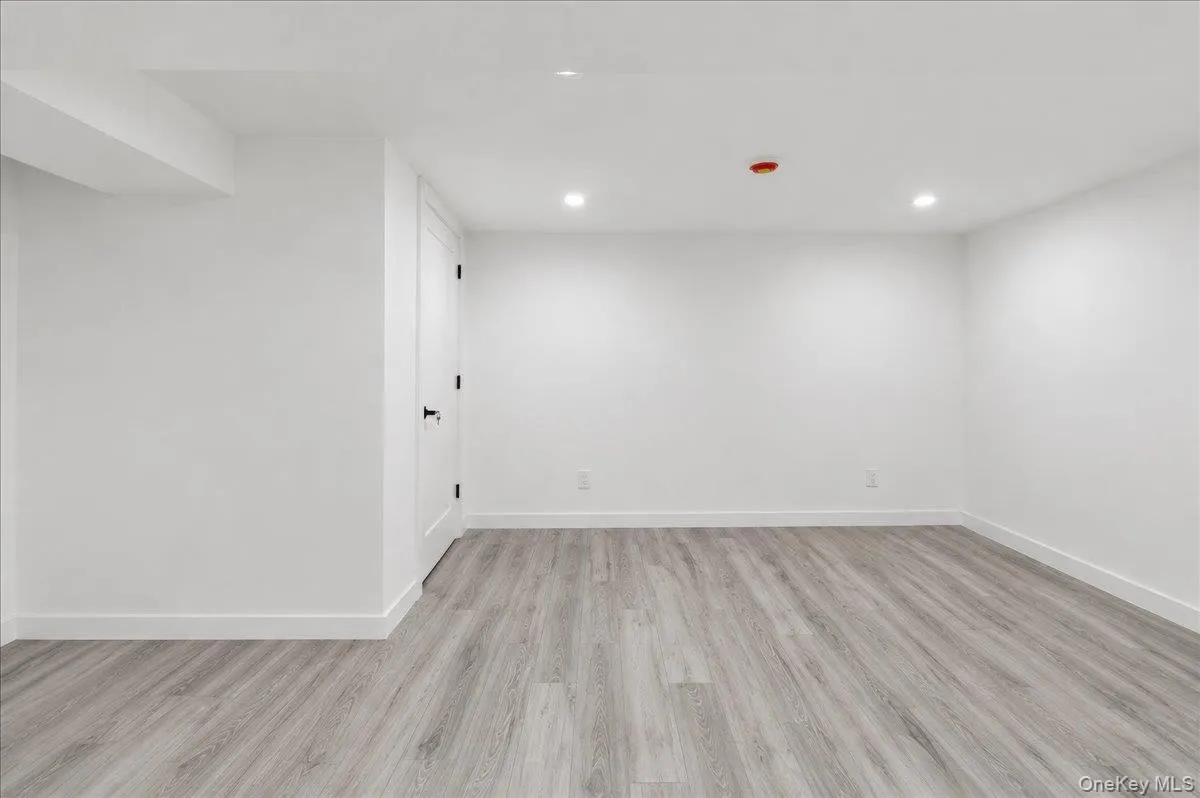 16 Tiger Road, Wappinger, NY, 3 Bedrooms Bedrooms, 8 Rooms Rooms,2 BathroomsBathrooms,Residential,For Rent,Tiger,0,988410 16 Tiger Road, Wappinger, NY, 3 Bedrooms Bedrooms, 8 Rooms Rooms,2 BathroomsBathrooms,Residential,For Rent,Tiger,0,988410
