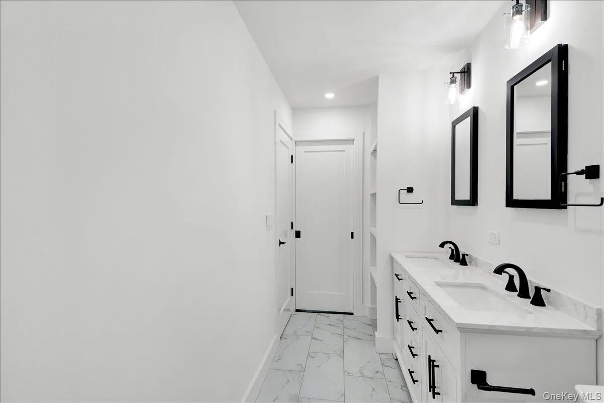 16 Tiger Road, Wappinger, NY, 3 Bedrooms Bedrooms, 8 Rooms Rooms,2 BathroomsBathrooms,Residential,For Rent,Tiger,0,988410 16 Tiger Road, Wappinger, NY, 3 Bedrooms Bedrooms, 8 Rooms Rooms,2 BathroomsBathrooms,Residential,For Rent,Tiger,0,988410