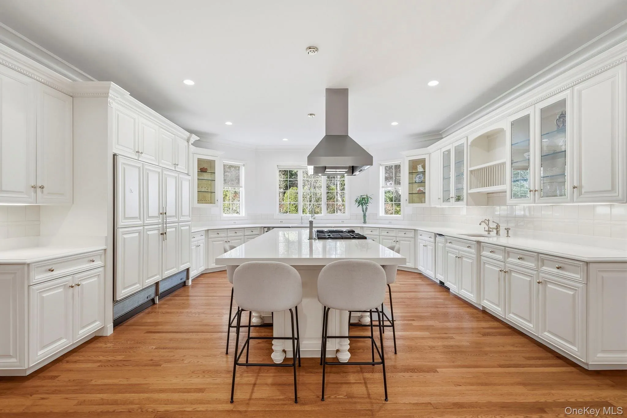 2 Coventry Court, Mamaroneck, NY, 7 Bedrooms Bedrooms, 15 Rooms Rooms,7 BathroomsBathrooms,Residential,For Rent,Coventry,0,988412 2 Coventry Court, Mamaroneck, NY, 7 Bedrooms Bedrooms, 15 Rooms Rooms,7 BathroomsBathrooms,Residential,For Rent,Coventry,0,988412