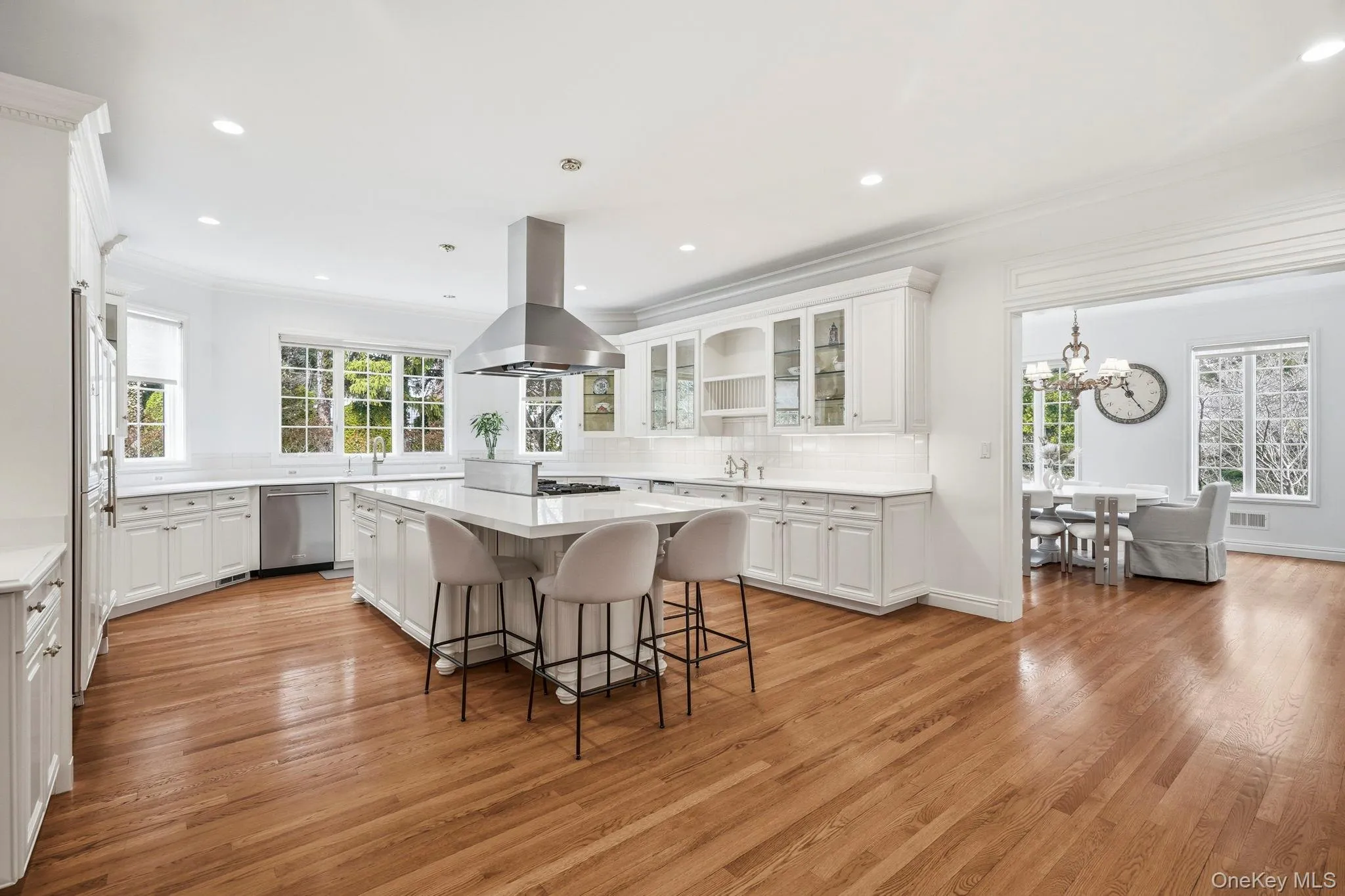 2 Coventry Court, Mamaroneck, NY, 7 Bedrooms Bedrooms, 15 Rooms Rooms,7 BathroomsBathrooms,Residential,For Rent,Coventry,0,988412 2 Coventry Court, Mamaroneck, NY, 7 Bedrooms Bedrooms, 15 Rooms Rooms,7 BathroomsBathrooms,Residential,For Rent,Coventry,0,988412