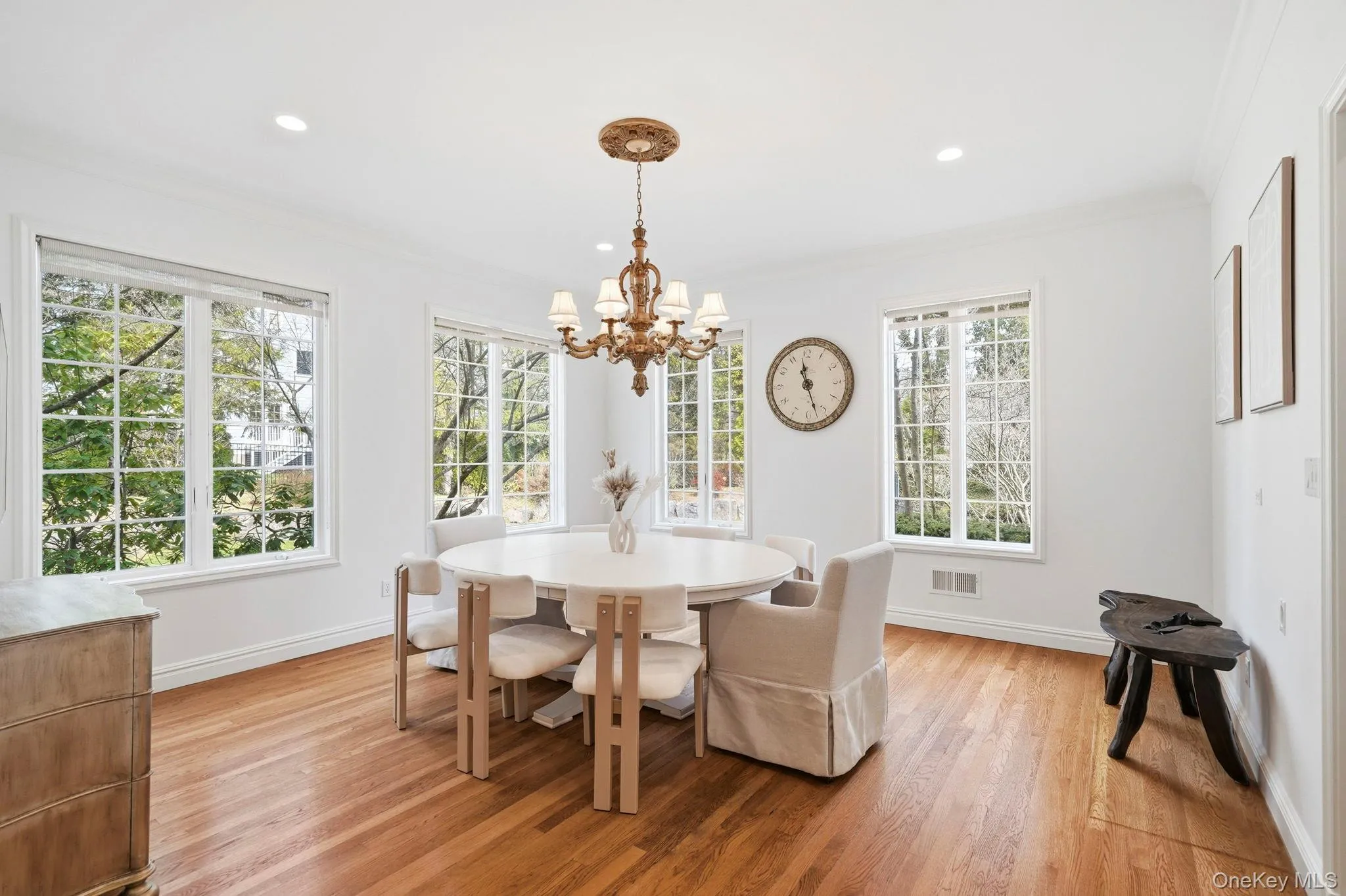 2 Coventry Court, Mamaroneck, NY, 7 Bedrooms Bedrooms, 15 Rooms Rooms,7 BathroomsBathrooms,Residential,For Rent,Coventry,0,988412 2 Coventry Court, Mamaroneck, NY, 7 Bedrooms Bedrooms, 15 Rooms Rooms,7 BathroomsBathrooms,Residential,For Rent,Coventry,0,988412