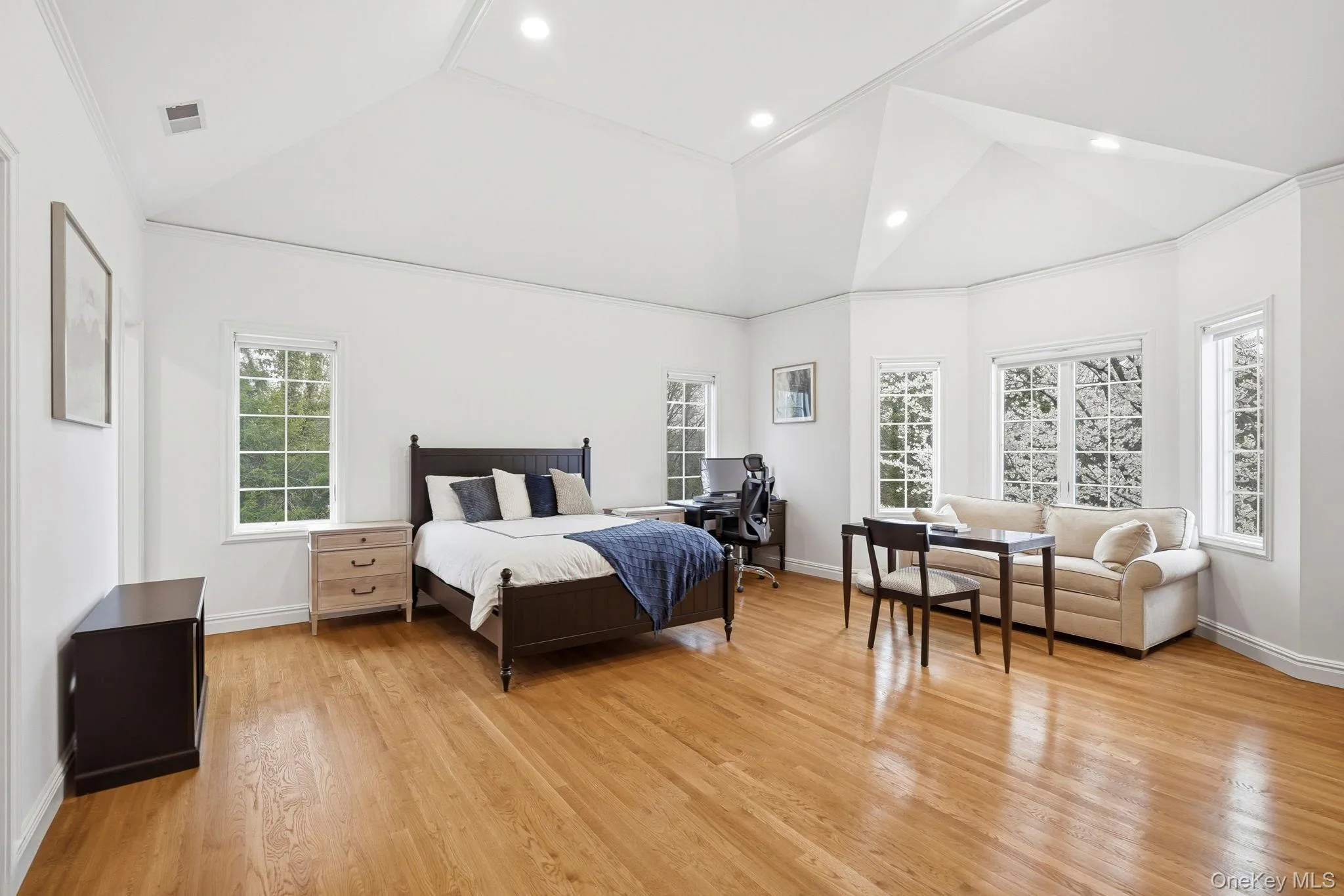 2 Coventry Court, Mamaroneck, NY, 7 Bedrooms Bedrooms, 15 Rooms Rooms,7 BathroomsBathrooms,Residential,For Rent,Coventry,0,988412 2 Coventry Court, Mamaroneck, NY, 7 Bedrooms Bedrooms, 15 Rooms Rooms,7 BathroomsBathrooms,Residential,For Rent,Coventry,0,988412