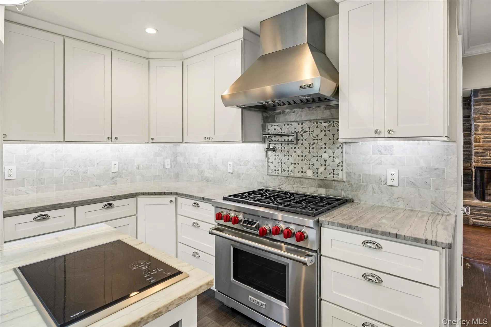 11 Flower Lane, North Hempstead, NY, 5 Bedrooms Bedrooms, 10 Rooms Rooms,3 BathroomsBathrooms,Residential Lease,For Rent,Flower,0,988416 11 Flower Lane, North Hempstead, NY, 5 Bedrooms Bedrooms, 10 Rooms Rooms,3 BathroomsBathrooms,Residential Lease,For Rent,Flower,0,988416