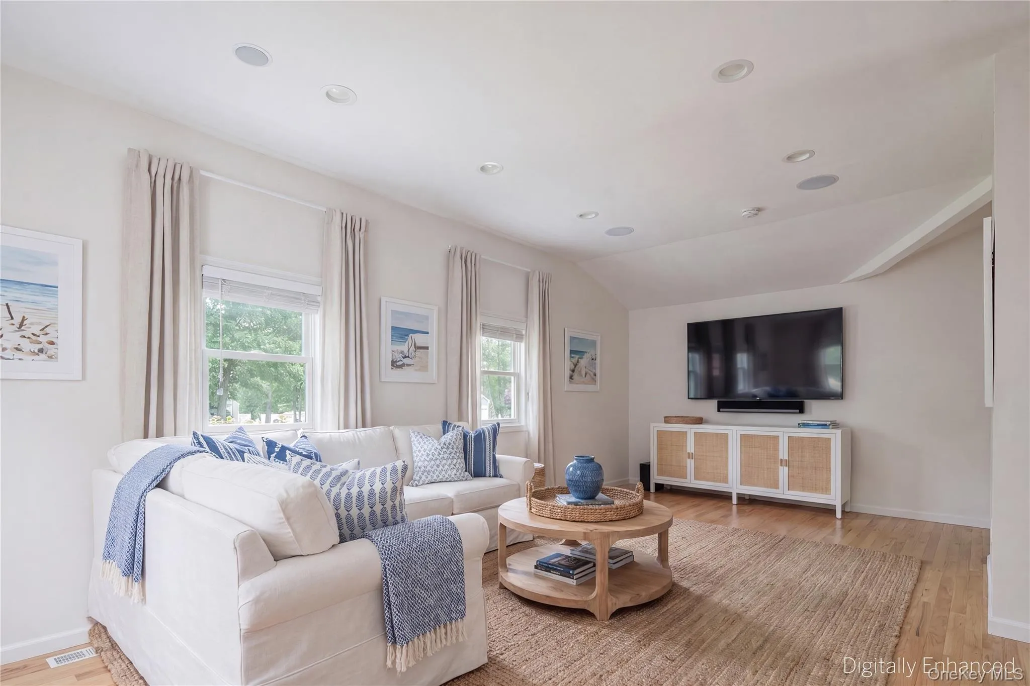 29 Matthews Drive, Southampton, NY, 3 Bedrooms Bedrooms, 5 Rooms Rooms,2 BathroomsBathrooms,Residential,For Rent,Matthews,0,KEY988417 29 Matthews Drive, Southampton, NY, 3 Bedrooms Bedrooms, 5 Rooms Rooms,2 BathroomsBathrooms,Residential,For Rent,Matthews,0,KEY988417