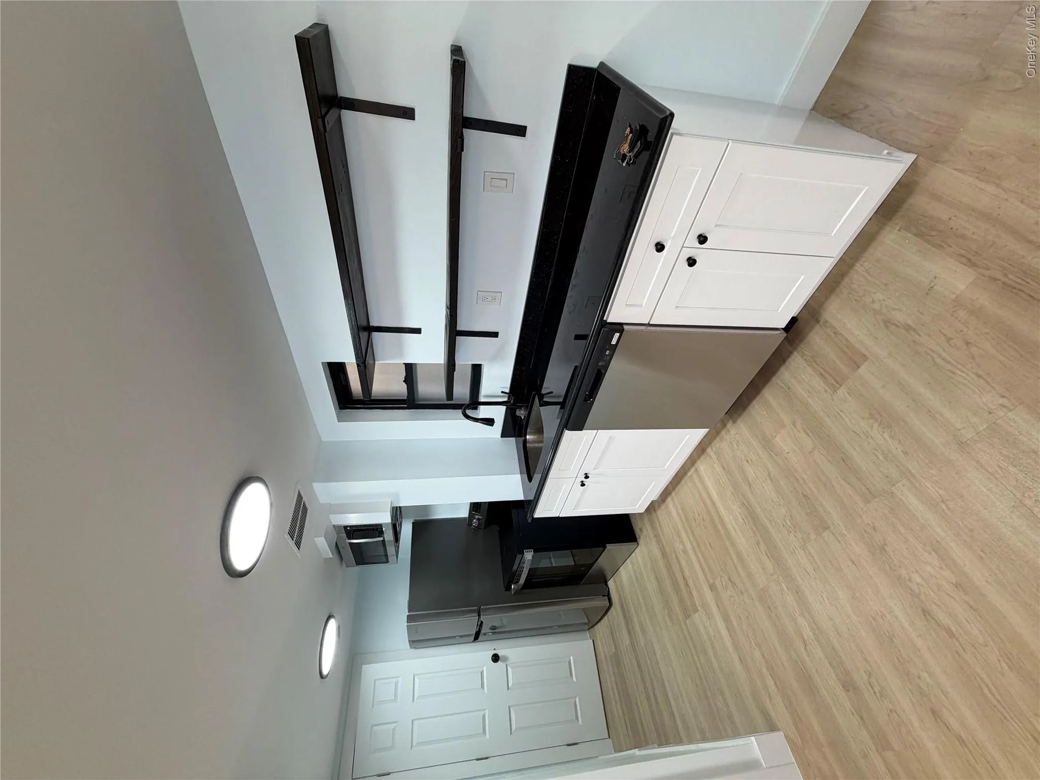 119 227th Street, New York, NY, 1 Bedroom Bedrooms, 2 Rooms Rooms,1 BathroomBathrooms,Residential Lease,For Rent,227th,0,988425 119 227th Street, New York, NY, 1 Bedroom Bedrooms, 2 Rooms Rooms,1 BathroomBathrooms,Residential Lease,For Rent,227th,0,988425