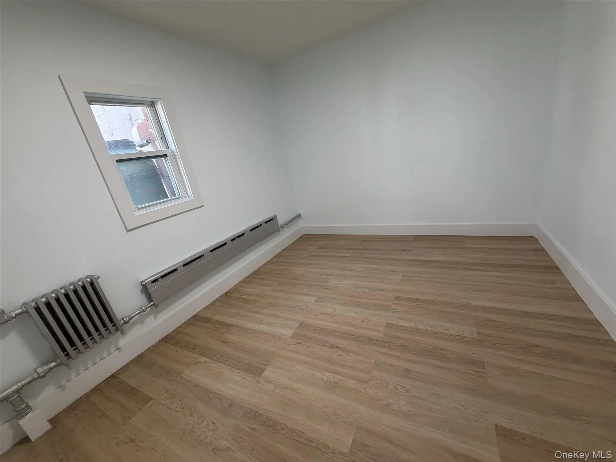 119 227th Street, New York, NY, 1 Bedroom Bedrooms, 2 Rooms Rooms,1 BathroomBathrooms,Residential Lease,For Rent,227th,0,988425 119 227th Street, New York, NY, 1 Bedroom Bedrooms, 2 Rooms Rooms,1 BathroomBathrooms,Residential Lease,For Rent,227th,0,988425