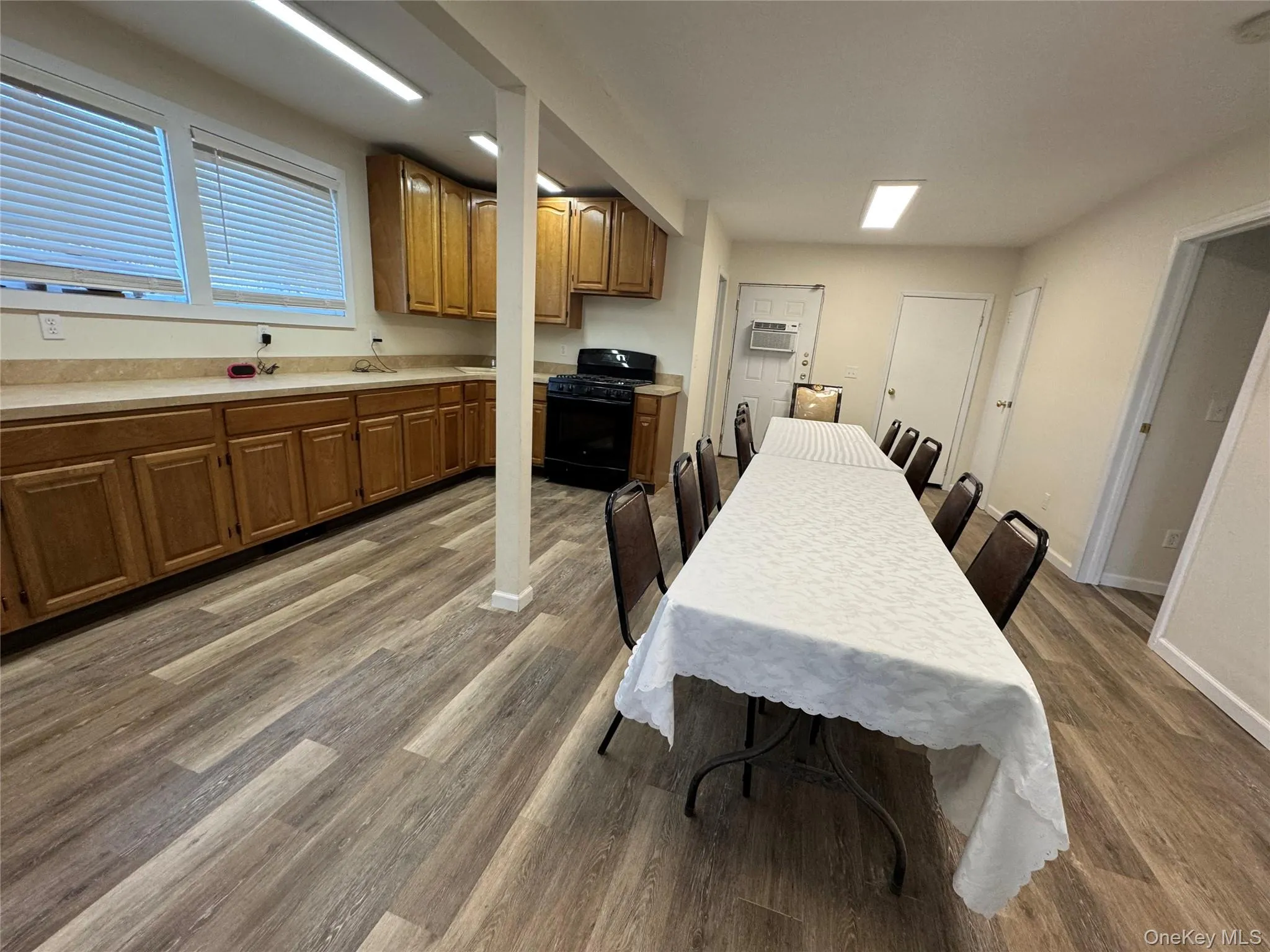 12 Old Turnpike Road, Fallsburg, NY, 6 Bedrooms Bedrooms, 8 Rooms Rooms,3 BathroomsBathrooms,Residential,For Rent,Old Turnpike,0,988427 12 Old Turnpike Road, Fallsburg, NY, 6 Bedrooms Bedrooms, 8 Rooms Rooms,3 BathroomsBathrooms,Residential,For Rent,Old Turnpike,0,988427