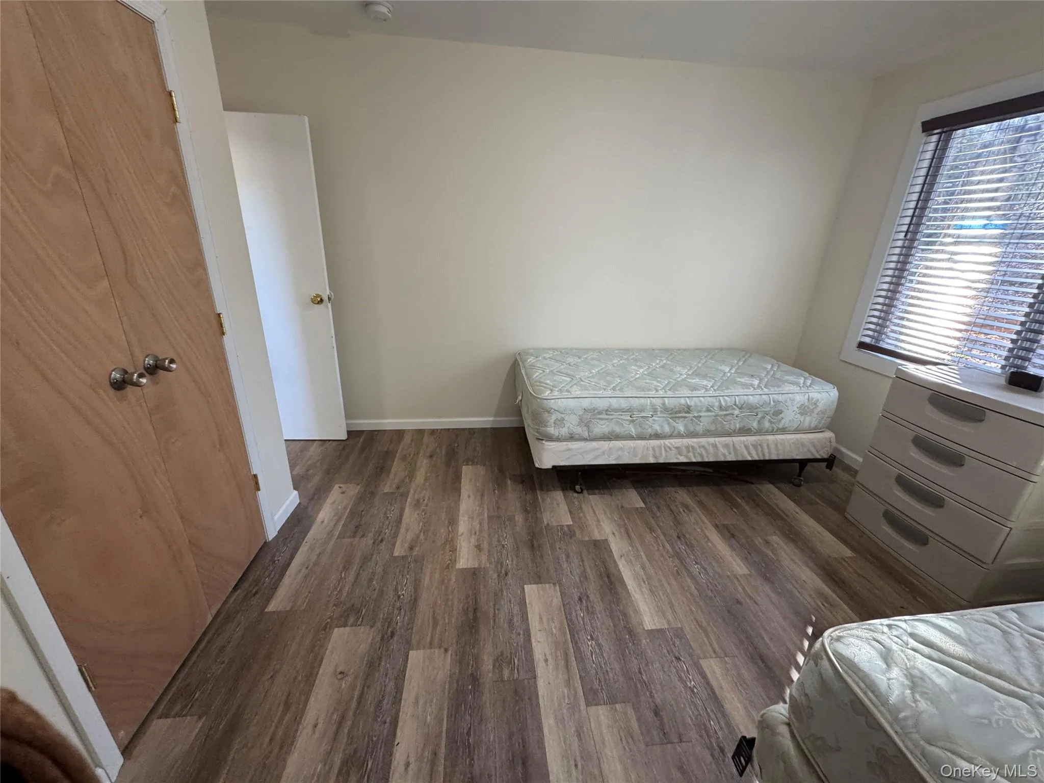 12 Old Turnpike Road, Fallsburg, NY, 6 Bedrooms Bedrooms, 8 Rooms Rooms,3 BathroomsBathrooms,Residential,For Rent,Old Turnpike,0,988427 12 Old Turnpike Road, Fallsburg, NY, 6 Bedrooms Bedrooms, 8 Rooms Rooms,3 BathroomsBathrooms,Residential,For Rent,Old Turnpike,0,988427