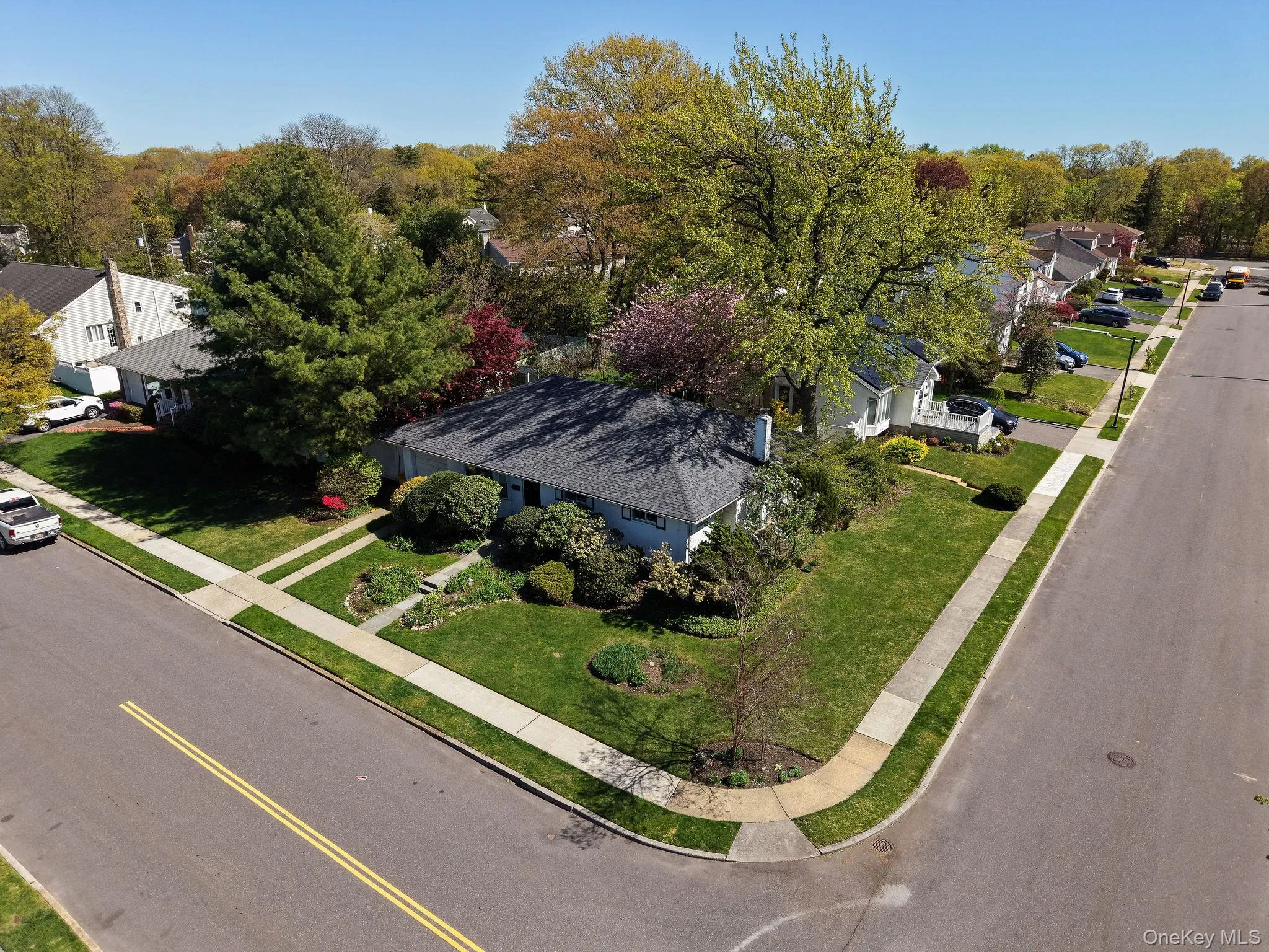 39 Deer Path Lane, Oyster Bay, NY, 3 Bedrooms Bedrooms, 6 Rooms Rooms,2 BathroomsBathrooms,Residential,For Rent,Deer Path,0,988433 39 Deer Path Lane, Oyster Bay, NY, 3 Bedrooms Bedrooms, 6 Rooms Rooms,2 BathroomsBathrooms,Residential,For Rent,Deer Path,0,988433