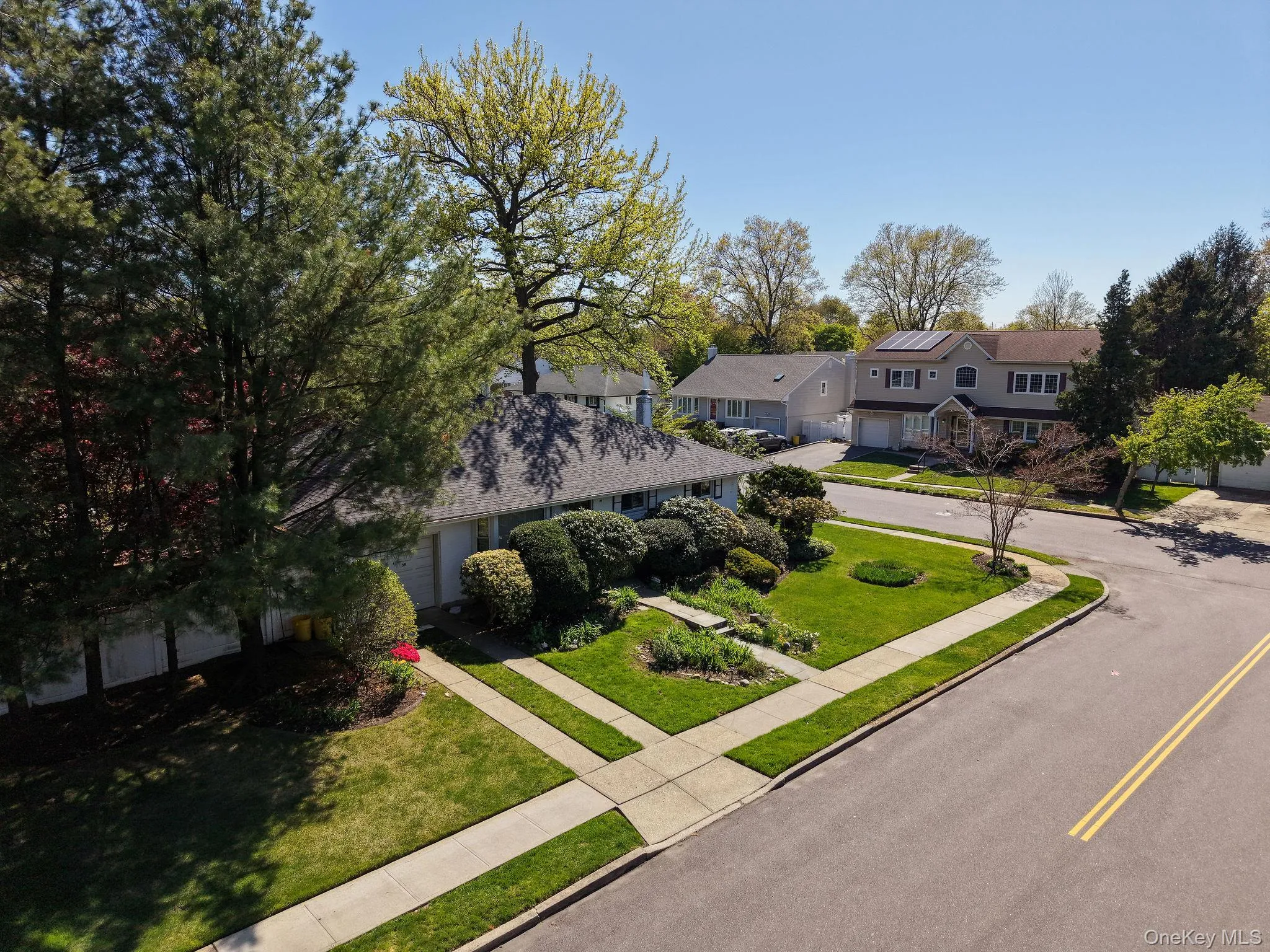 39 Deer Path Lane, Oyster Bay, NY, 3 Bedrooms Bedrooms, 6 Rooms Rooms,2 BathroomsBathrooms,Residential,For Rent,Deer Path,0,988433 39 Deer Path Lane, Oyster Bay, NY, 3 Bedrooms Bedrooms, 6 Rooms Rooms,2 BathroomsBathrooms,Residential,For Rent,Deer Path,0,988433