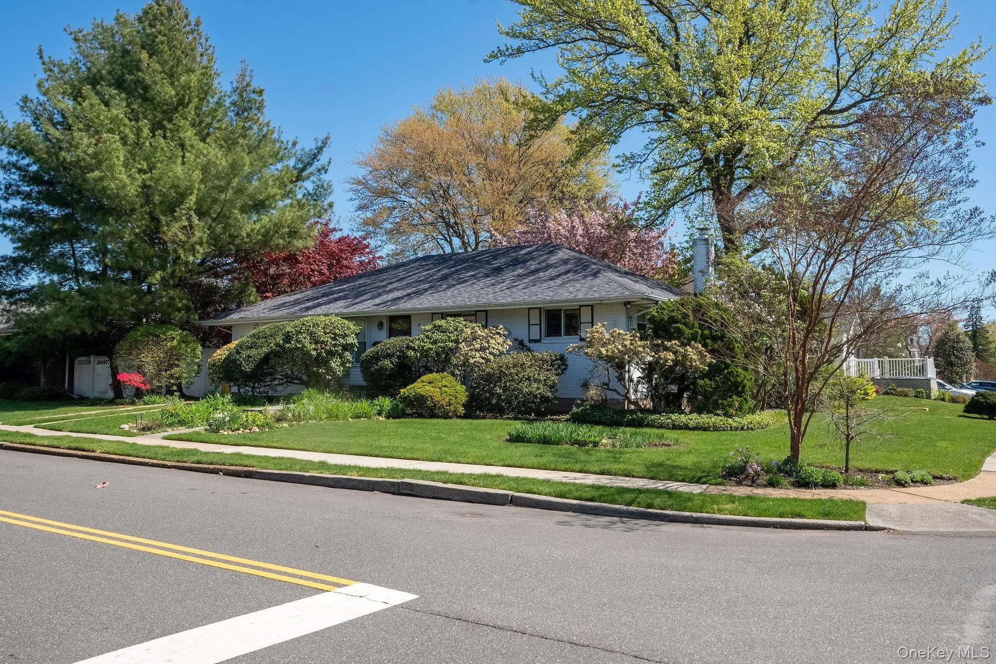 39 Deer Path Lane, Oyster Bay, NY, 3 Bedrooms Bedrooms, 6 Rooms Rooms,2 BathroomsBathrooms,Residential,For Rent,Deer Path,0,988433 39 Deer Path Lane, Oyster Bay, NY, 3 Bedrooms Bedrooms, 6 Rooms Rooms,2 BathroomsBathrooms,Residential,For Rent,Deer Path,0,988433