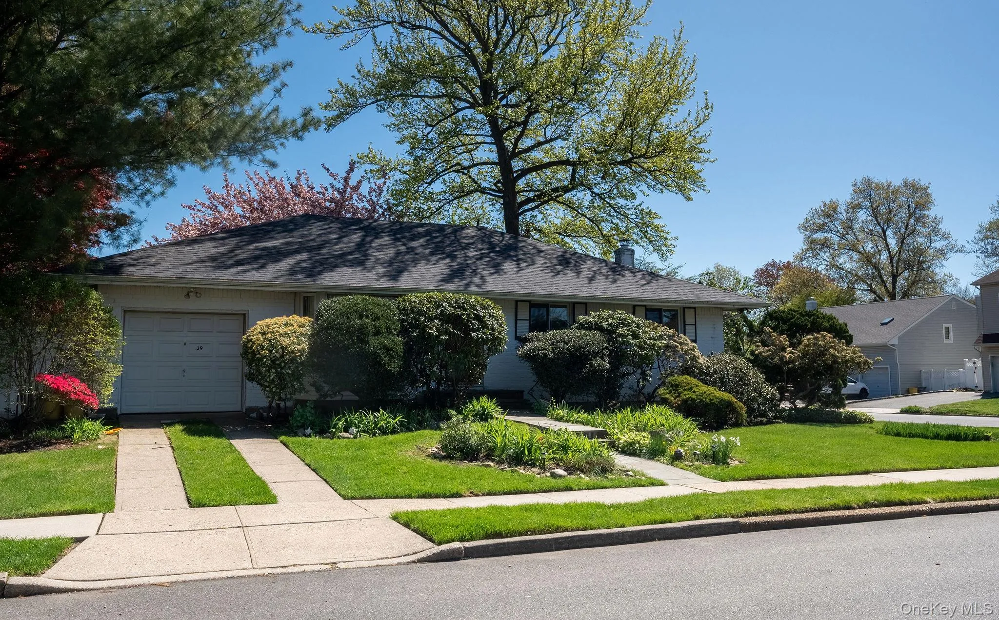 39 Deer Path Lane, Oyster Bay, NY, 3 Bedrooms Bedrooms, 6 Rooms Rooms,2 BathroomsBathrooms,Residential,For Rent,Deer Path,0,988433 39 Deer Path Lane, Oyster Bay, NY, 3 Bedrooms Bedrooms, 6 Rooms Rooms,2 BathroomsBathrooms,Residential,For Rent,Deer Path,0,988433