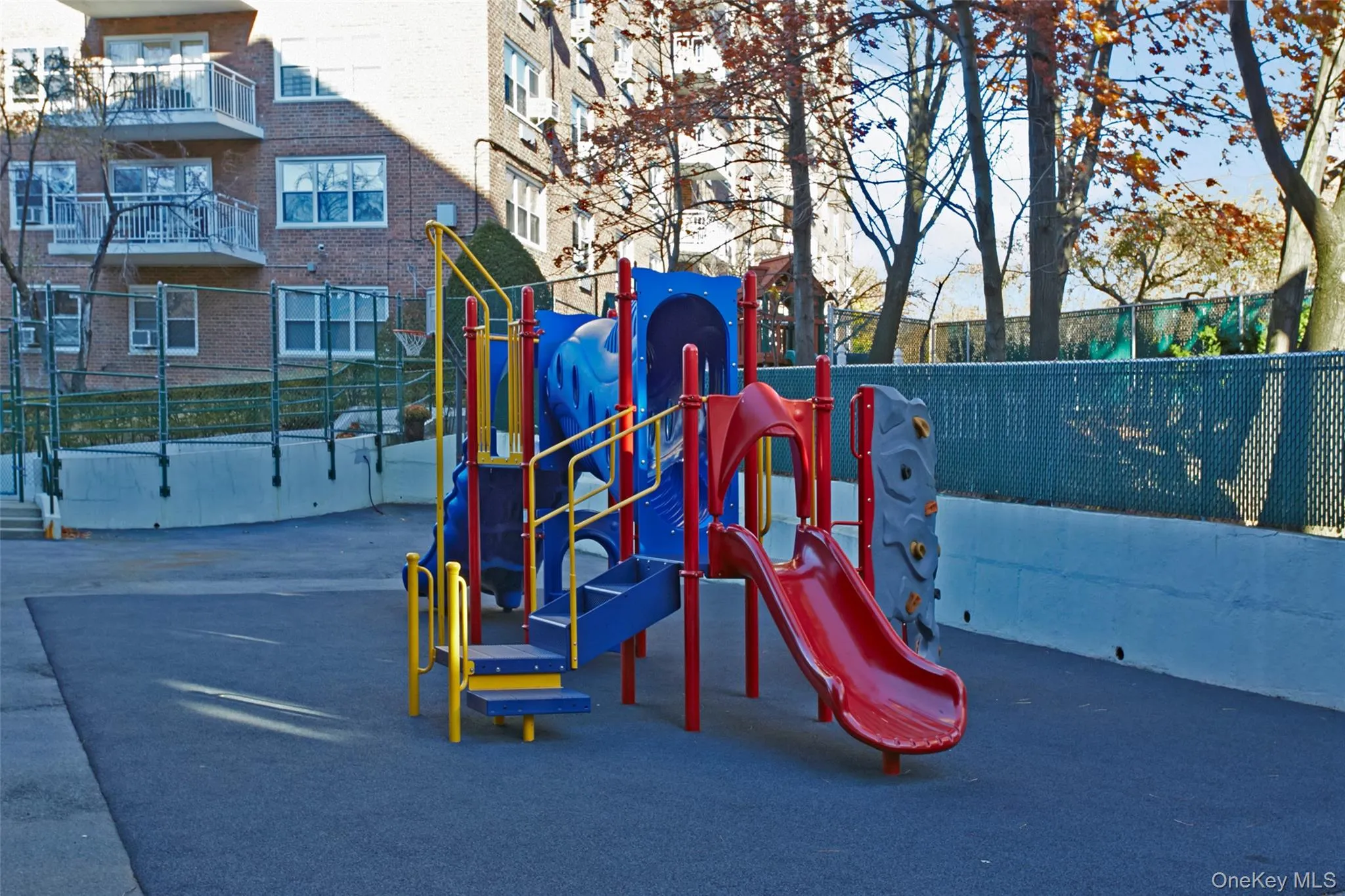 3935 Blackstone Avenue, New York, NY, 2 Bedrooms Bedrooms, 5 Rooms Rooms,2 BathroomsBathrooms,Residential,For Rent,Blackstone,0,988437 3935 Blackstone Avenue, New York, NY, 2 Bedrooms Bedrooms, 5 Rooms Rooms,2 BathroomsBathrooms,Residential,For Rent,Blackstone,0,988437