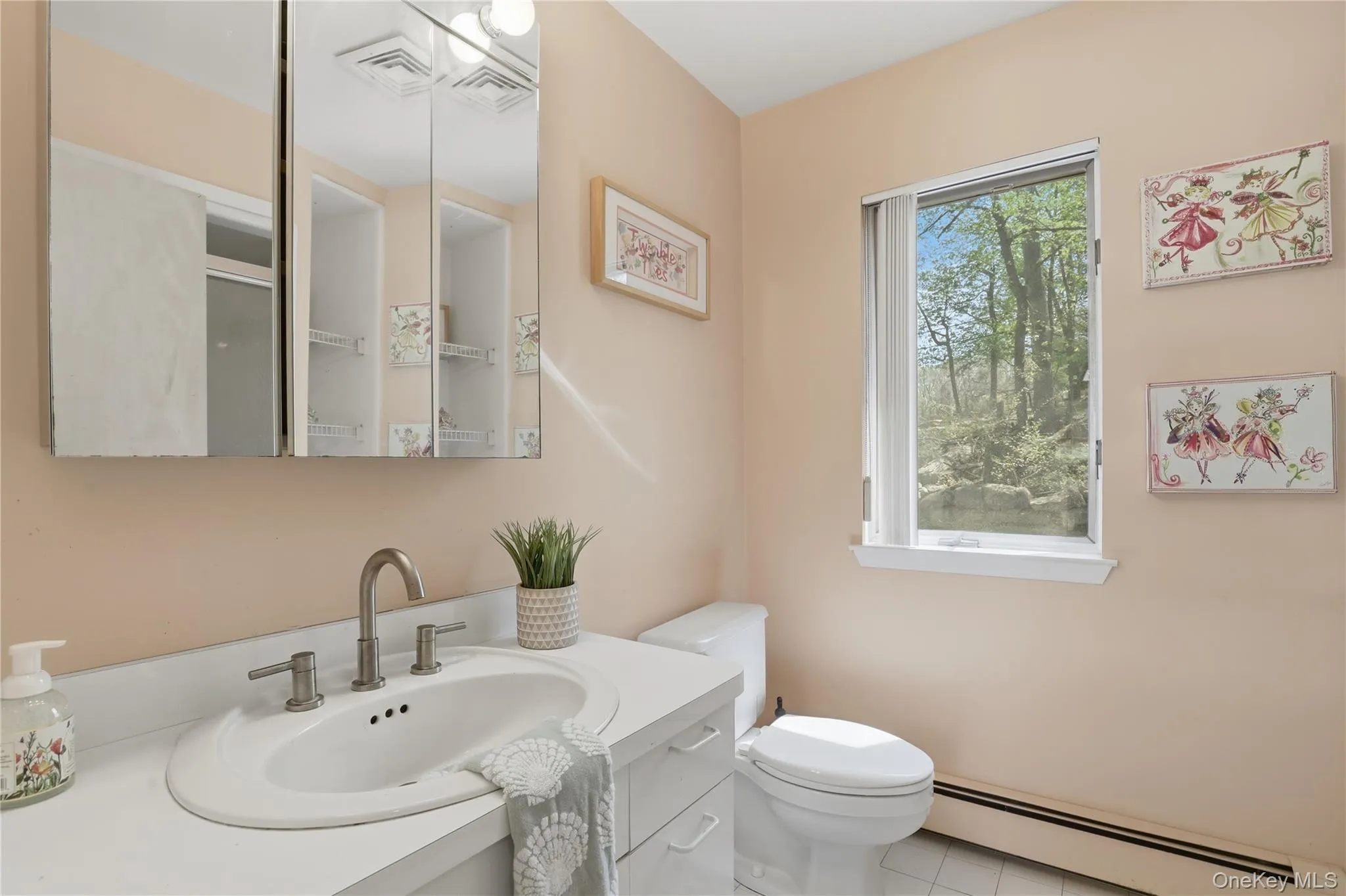 30 Ediths Way, Greenburgh, NY, 3 Bedrooms Bedrooms, 7 Rooms Rooms,2 BathroomsBathrooms,Residential,For Rent,Ediths,0,988446 30 Ediths Way, Greenburgh, NY, 3 Bedrooms Bedrooms, 7 Rooms Rooms,2 BathroomsBathrooms,Residential,For Rent,Ediths,0,988446