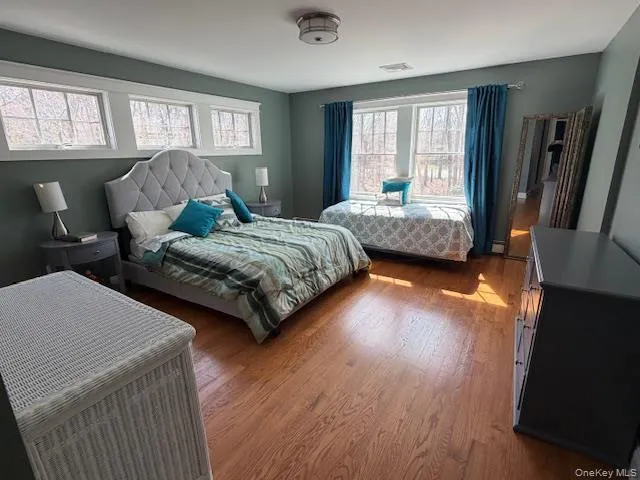 27 Deer Path, Southampton, NY, 5 Bedrooms Bedrooms, 10 Rooms Rooms,5 BathroomsBathrooms,Residential Lease,For Rent,Deer,0,988453 27 Deer Path, Southampton, NY, 5 Bedrooms Bedrooms, 10 Rooms Rooms,5 BathroomsBathrooms,Residential Lease,For Rent,Deer,0,988453