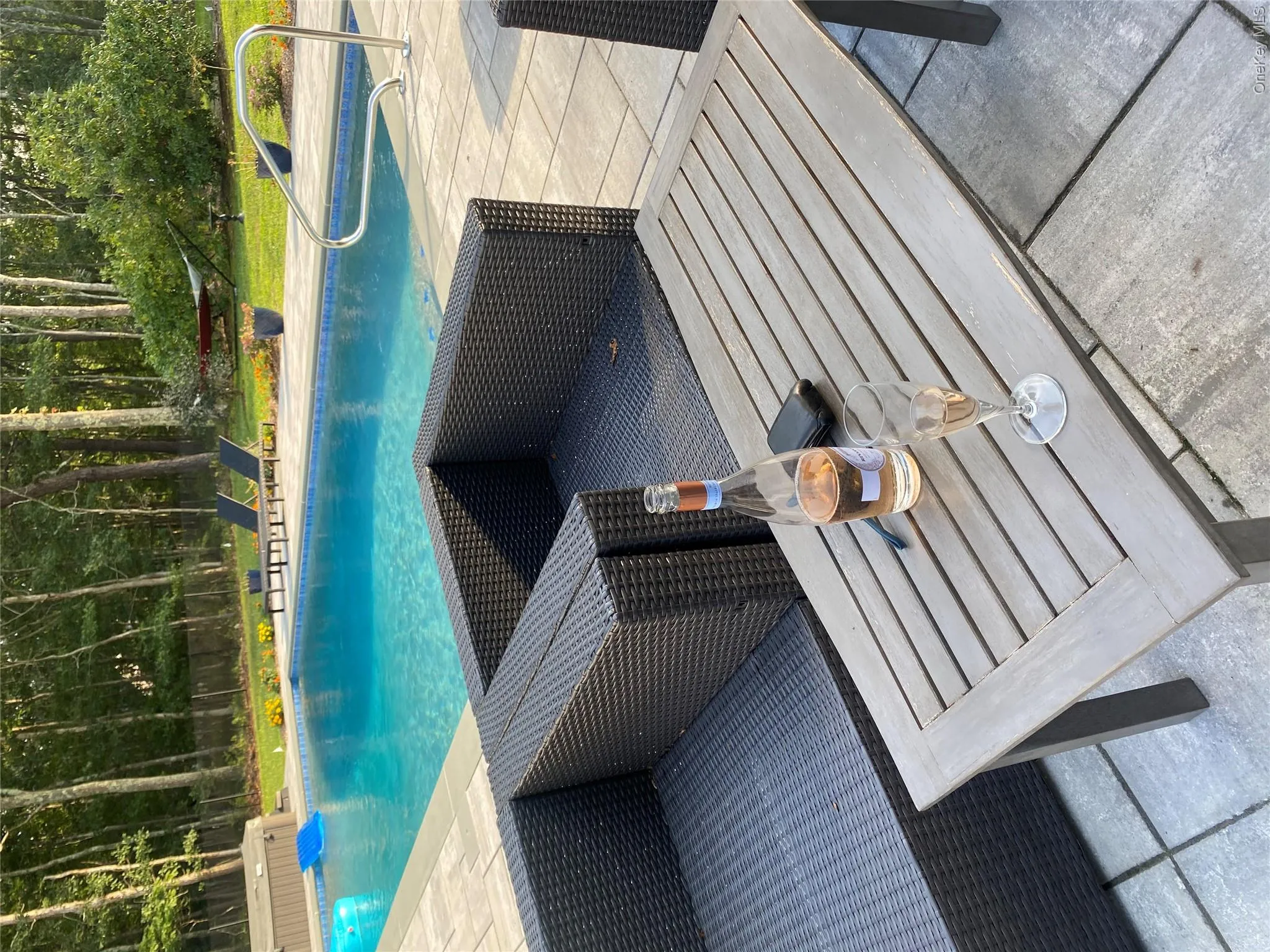 27 Deer Path, Southampton, NY, 5 Bedrooms Bedrooms, 10 Rooms Rooms,5 BathroomsBathrooms,Residential Lease,For Rent,Deer,0,988453 27 Deer Path, Southampton, NY, 5 Bedrooms Bedrooms, 10 Rooms Rooms,5 BathroomsBathrooms,Residential Lease,For Rent,Deer,0,988453