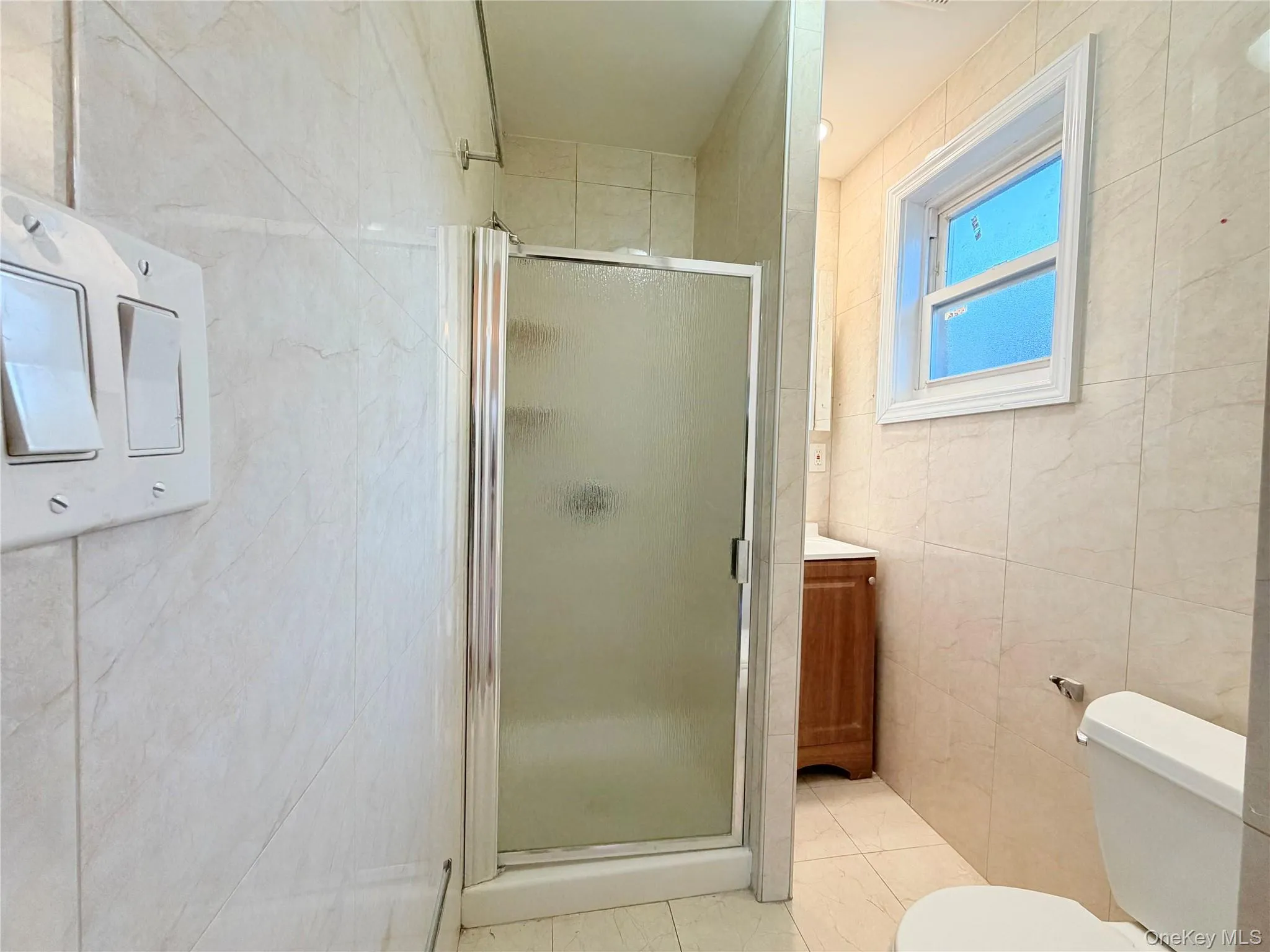 239-13 86th Avenue, New York, NY, 2 Bedrooms Bedrooms, 6 Rooms Rooms,2 BathroomsBathrooms,Residential Lease,For Rent,86th,0,988458 239-13 86th Avenue, New York, NY, 2 Bedrooms Bedrooms, 6 Rooms Rooms,2 BathroomsBathrooms,Residential Lease,For Rent,86th,0,988458