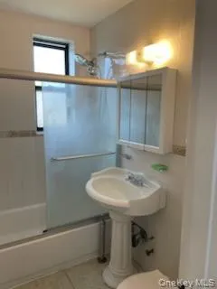 84-19 51 Avenue, New York, NY, 2 Bedrooms Bedrooms, 4 Rooms Rooms,1 BathroomBathrooms,Residential Sale,For Rent,51 Avenue,0,988475 84-19 51 Avenue, New York, NY, 2 Bedrooms Bedrooms, 4 Rooms Rooms,1 BathroomBathrooms,Residential Sale,For Rent,51 Avenue,0,988475