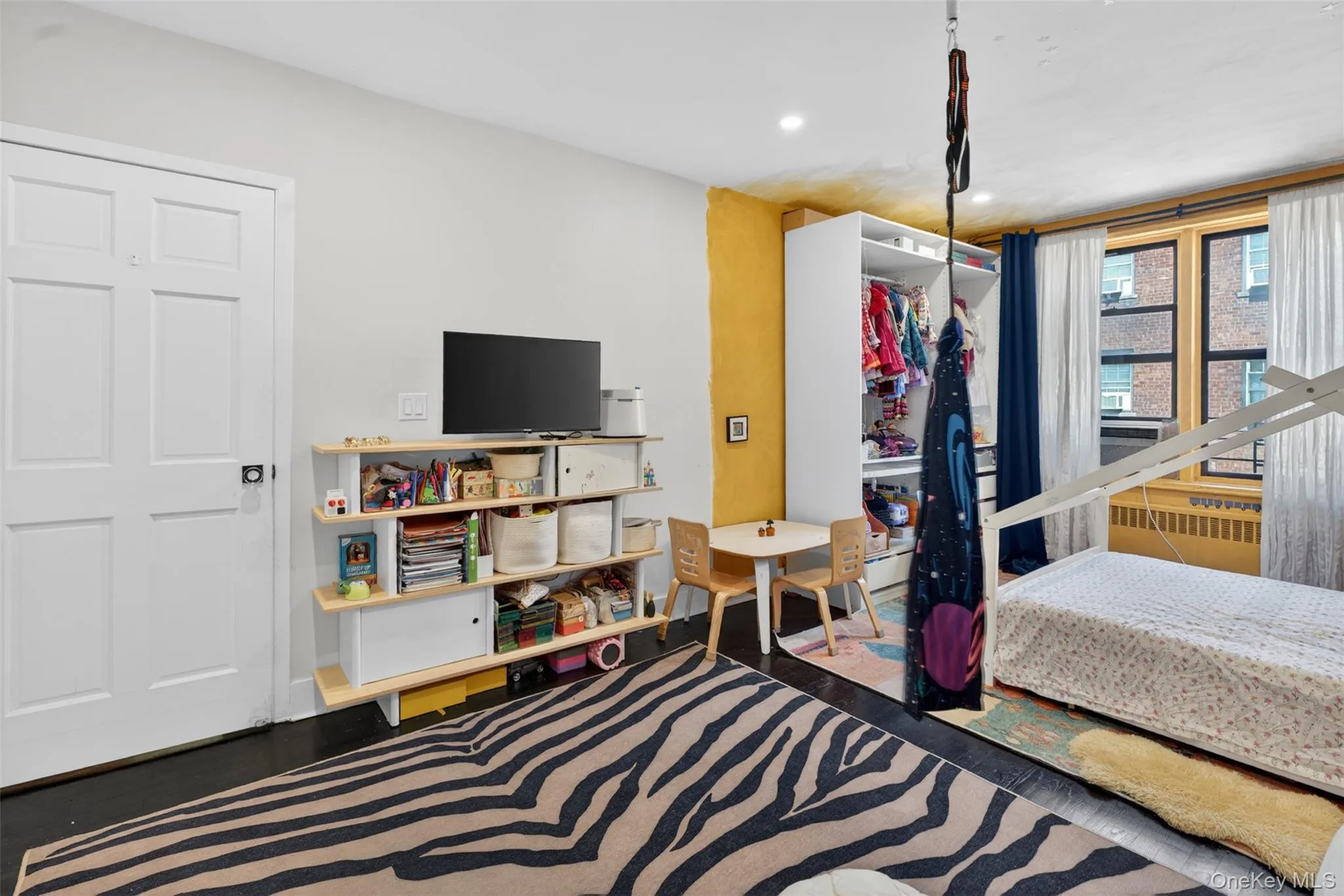 10325 68th Avenue, New York, NY, 1 Bedroom Bedrooms, 4 Rooms Rooms,1 BathroomBathrooms,Residential Sale,For Rent,68th,0,988492 10325 68th Avenue, New York, NY, 1 Bedroom Bedrooms, 4 Rooms Rooms,1 BathroomBathrooms,Residential Sale,For Rent,68th,0,988492