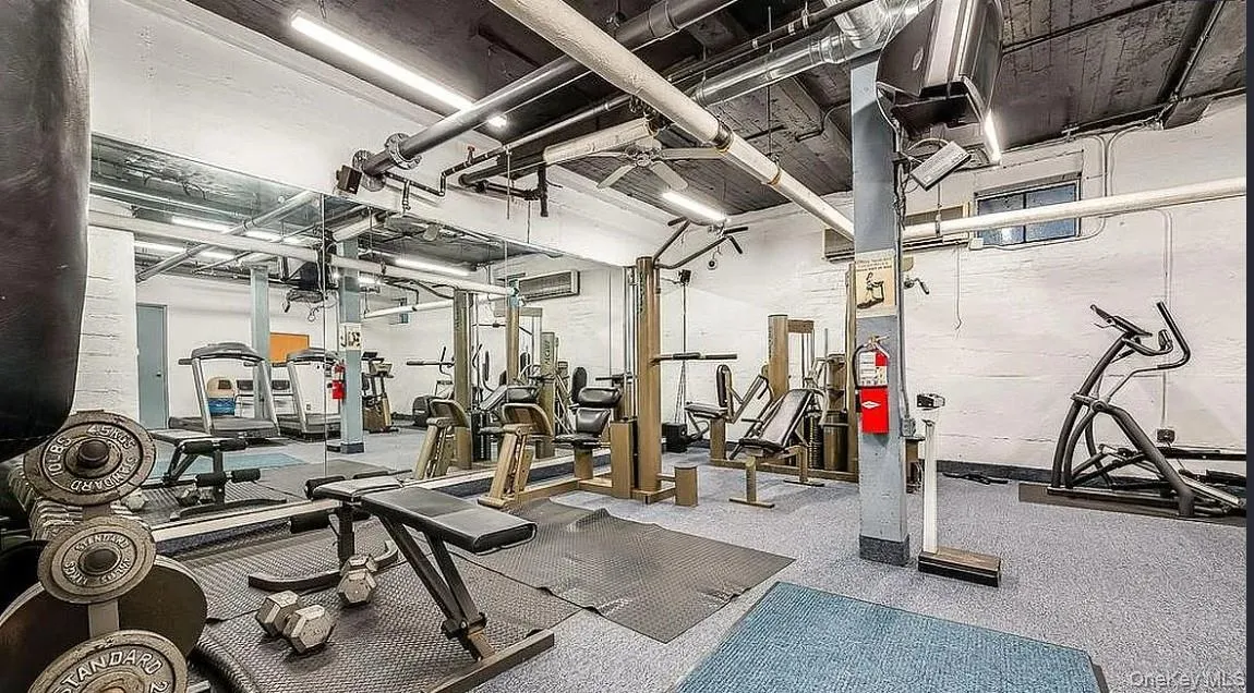 10325 68th Avenue, New York, NY, 1 Bedroom Bedrooms, 4 Rooms Rooms,1 BathroomBathrooms,Residential Sale,For Rent,68th,0,988492 10325 68th Avenue, New York, NY, 1 Bedroom Bedrooms, 4 Rooms Rooms,1 BathroomBathrooms,Residential Sale,For Rent,68th,0,988492
