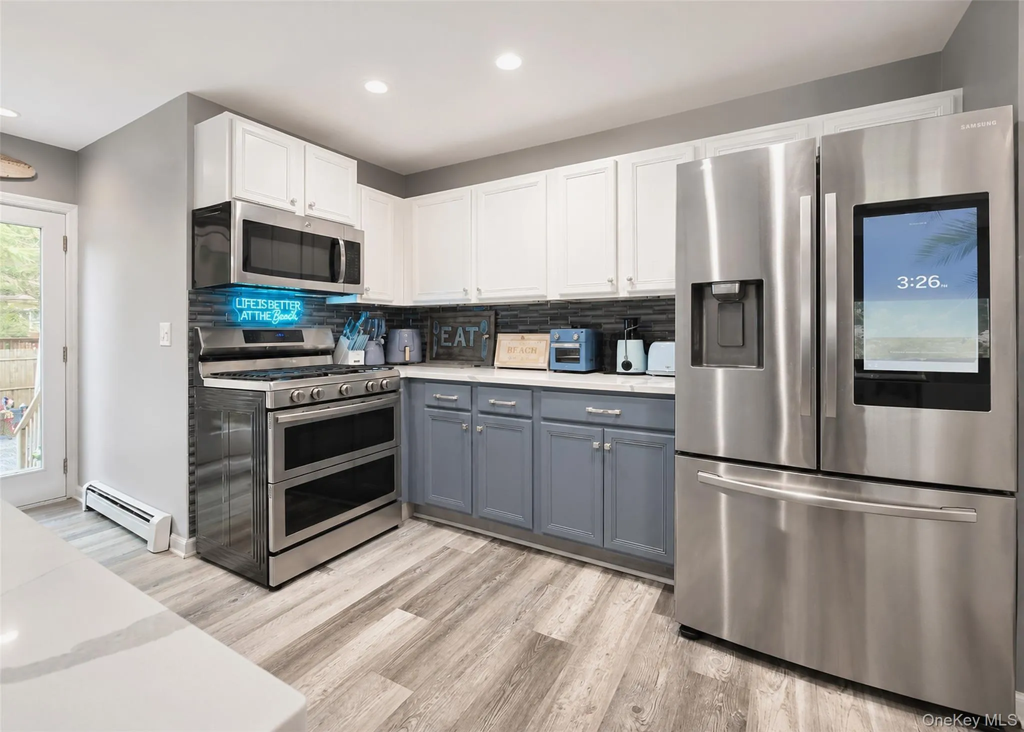 24 Nelson Place, Brookhaven, NY, 3 Bedrooms Bedrooms, 6 Rooms Rooms,2 BathroomsBathrooms,Residential,For Rent,Nelson,0,988493 24 Nelson Place, Brookhaven, NY, 3 Bedrooms Bedrooms, 6 Rooms Rooms,2 BathroomsBathrooms,Residential,For Rent,Nelson,0,988493