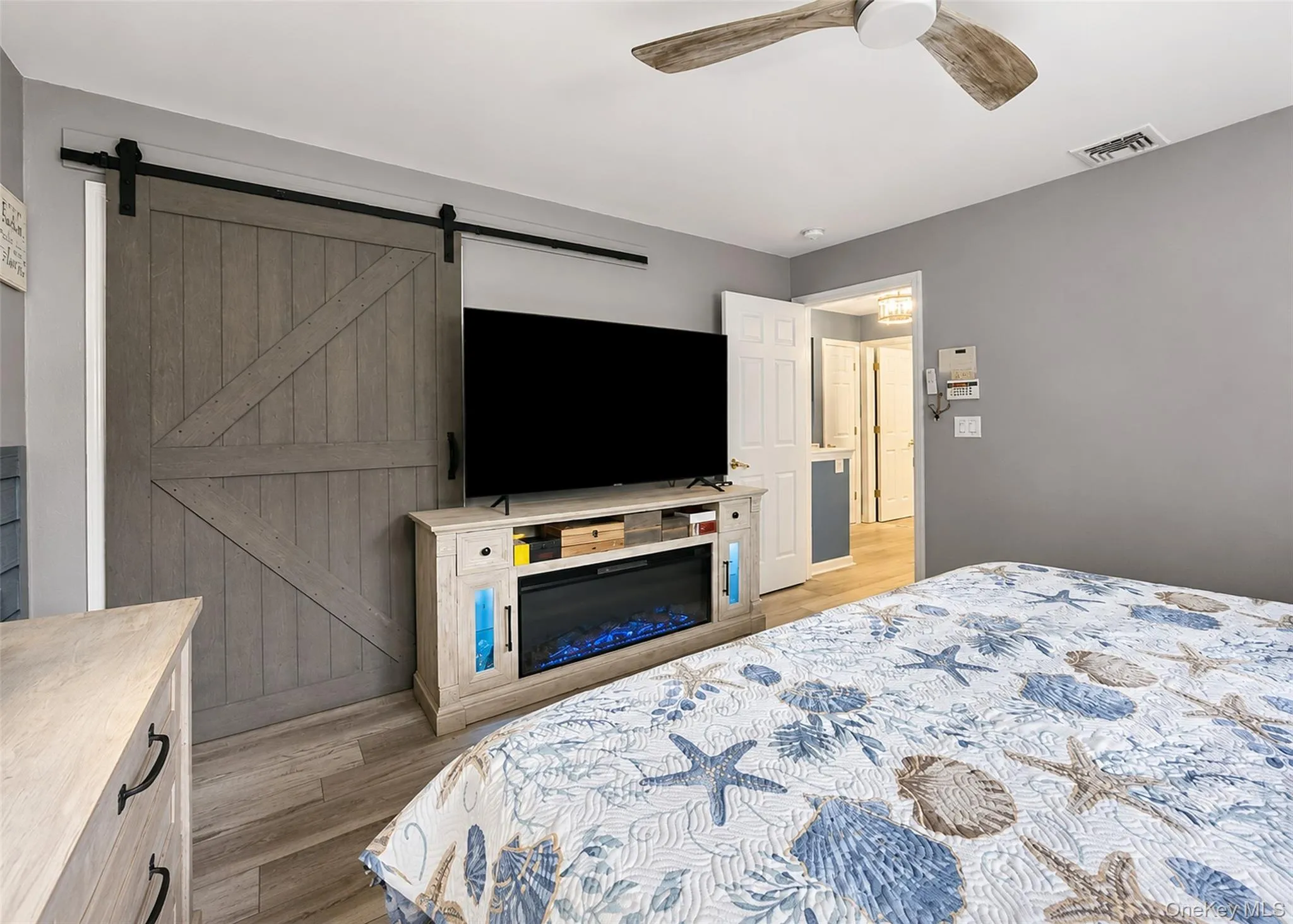 24 Nelson Place, Brookhaven, NY, 3 Bedrooms Bedrooms, 6 Rooms Rooms,2 BathroomsBathrooms,Residential,For Rent,Nelson,0,988493 24 Nelson Place, Brookhaven, NY, 3 Bedrooms Bedrooms, 6 Rooms Rooms,2 BathroomsBathrooms,Residential,For Rent,Nelson,0,988493