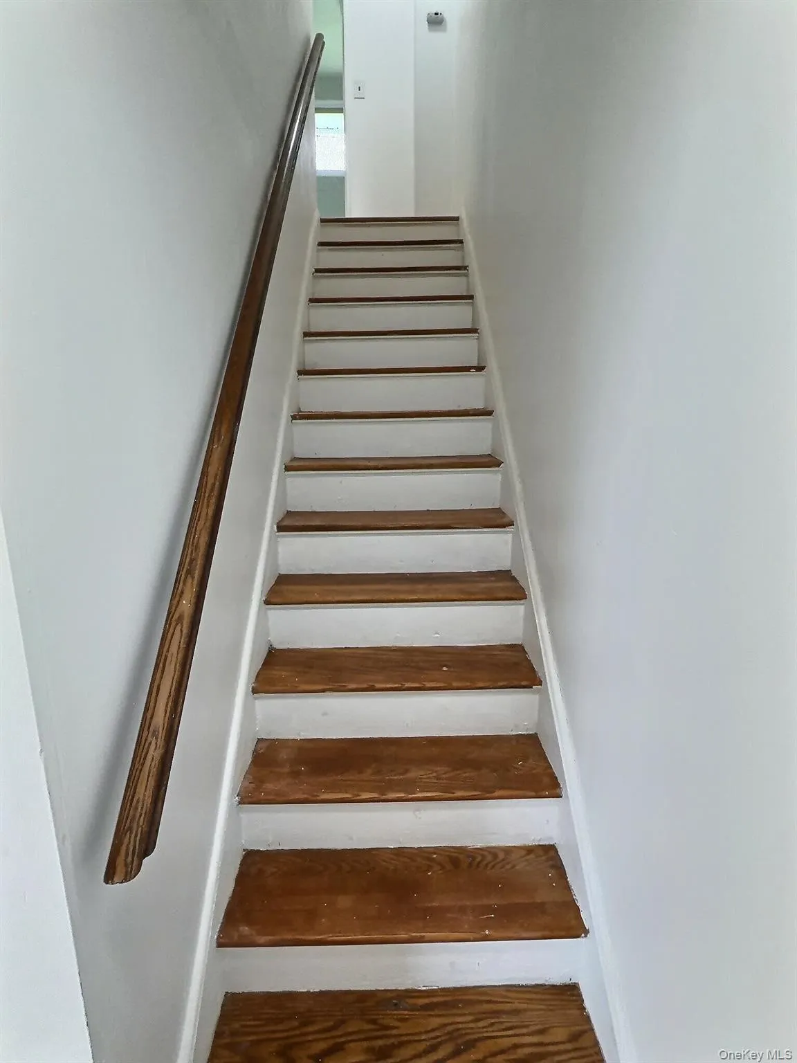 46 Gilmore Boulevard, Wappinger, NY, 2 Bedrooms Bedrooms, 4 Rooms Rooms,1 BathroomBathrooms,Residential Lease,For Rent,Gilmore,0,988495 46 Gilmore Boulevard, Wappinger, NY, 2 Bedrooms Bedrooms, 4 Rooms Rooms,1 BathroomBathrooms,Residential Lease,For Rent,Gilmore,0,988495