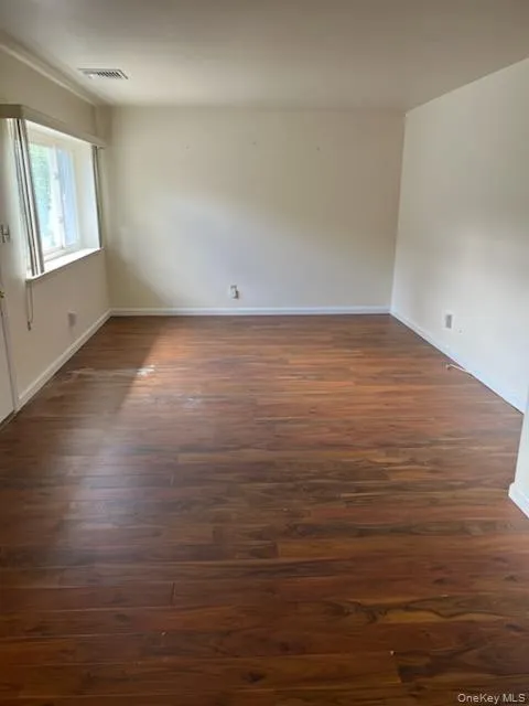 beautiful floors and roomy beautiful floors and roomy