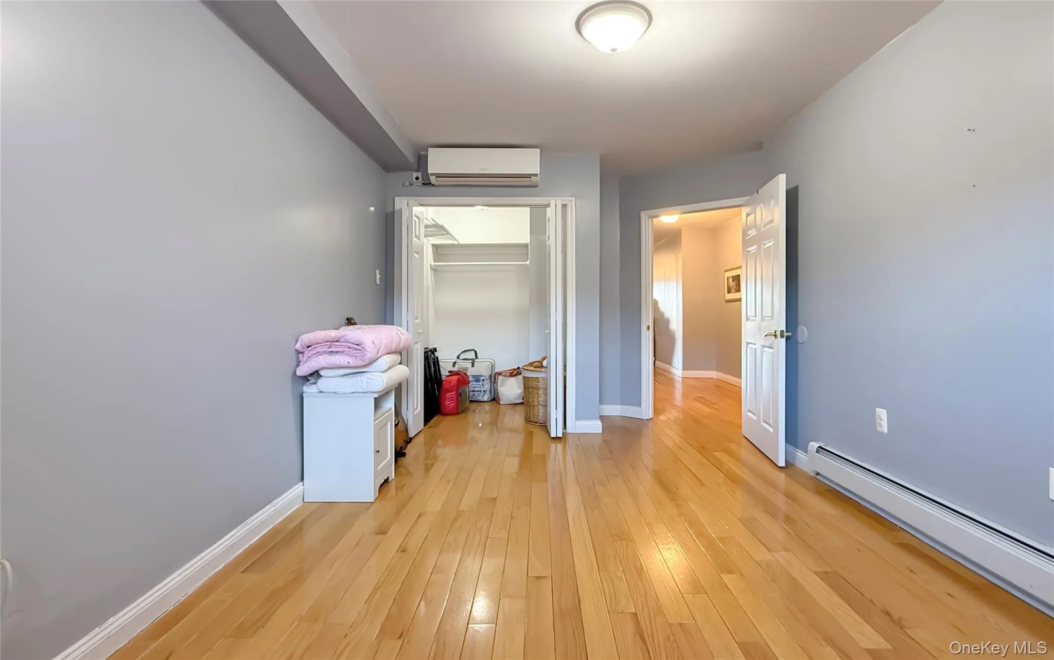 71-24 163rd Street, New York, NY, 3 Bedrooms Bedrooms, 6 Rooms Rooms,2 BathroomsBathrooms,Residential Lease,For Rent,163rd,0,988505 71-24 163rd Street, New York, NY, 3 Bedrooms Bedrooms, 6 Rooms Rooms,2 BathroomsBathrooms,Residential Lease,For Rent,163rd,0,988505