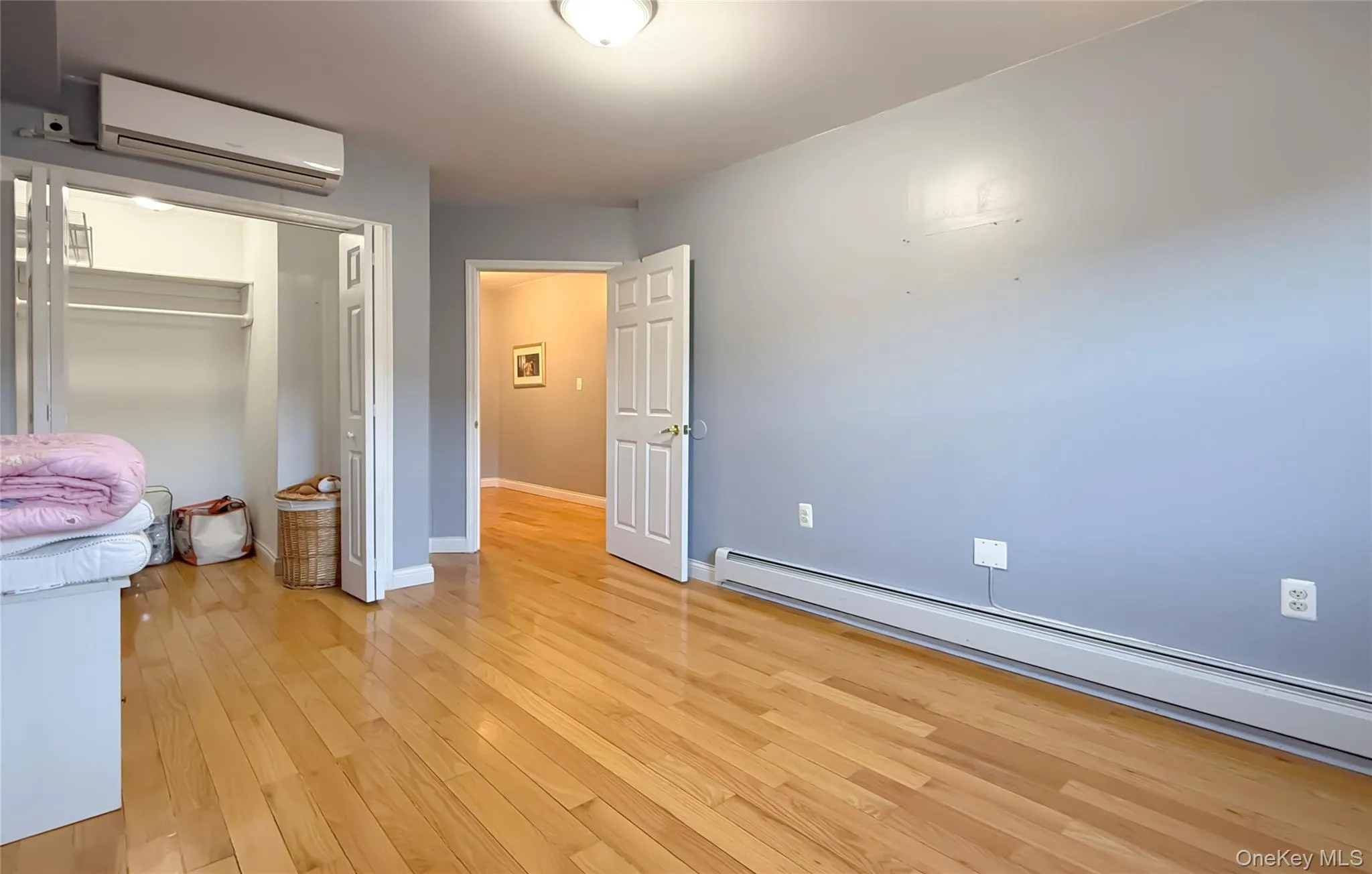 71-24 163rd Street, New York, NY, 3 Bedrooms Bedrooms, 6 Rooms Rooms,2 BathroomsBathrooms,Residential Lease,For Rent,163rd,0,988505 71-24 163rd Street, New York, NY, 3 Bedrooms Bedrooms, 6 Rooms Rooms,2 BathroomsBathrooms,Residential Lease,For Rent,163rd,0,988505