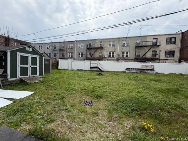 2320A Broadway, New York, NY, ,Commercial Lease,For Rent,Broadway,0,988527 2320A Broadway, New York, NY, ,Commercial Lease,For Rent,Broadway,0,988527