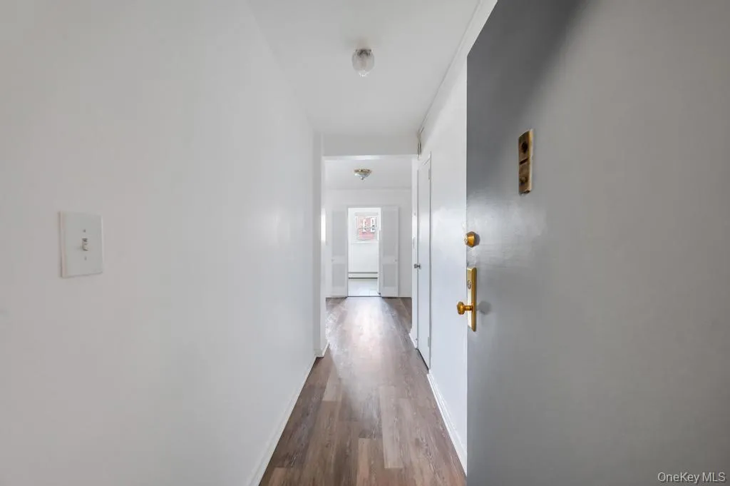 111 Centre Avenue, Hempstead, NY, 1 Room Rooms,1 BathroomBathrooms,Residential,For Rent,Centre,0,988533 111 Centre Avenue, Hempstead, NY, 1 Room Rooms,1 BathroomBathrooms,Residential,For Rent,Centre,0,988533