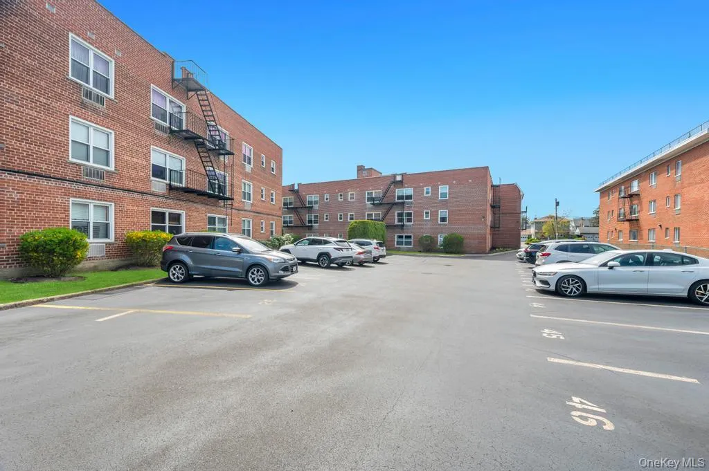 111 Centre Avenue, Hempstead, NY, 1 Room Rooms,1 BathroomBathrooms,Residential,For Rent,Centre,0,988533 111 Centre Avenue, Hempstead, NY, 1 Room Rooms,1 BathroomBathrooms,Residential,For Rent,Centre,0,988533