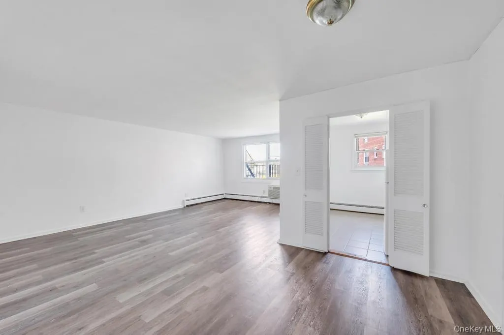 111 Centre Avenue, Hempstead, NY, 1 Room Rooms,1 BathroomBathrooms,Residential,For Rent,Centre,0,988533 111 Centre Avenue, Hempstead, NY, 1 Room Rooms,1 BathroomBathrooms,Residential,For Rent,Centre,0,988533