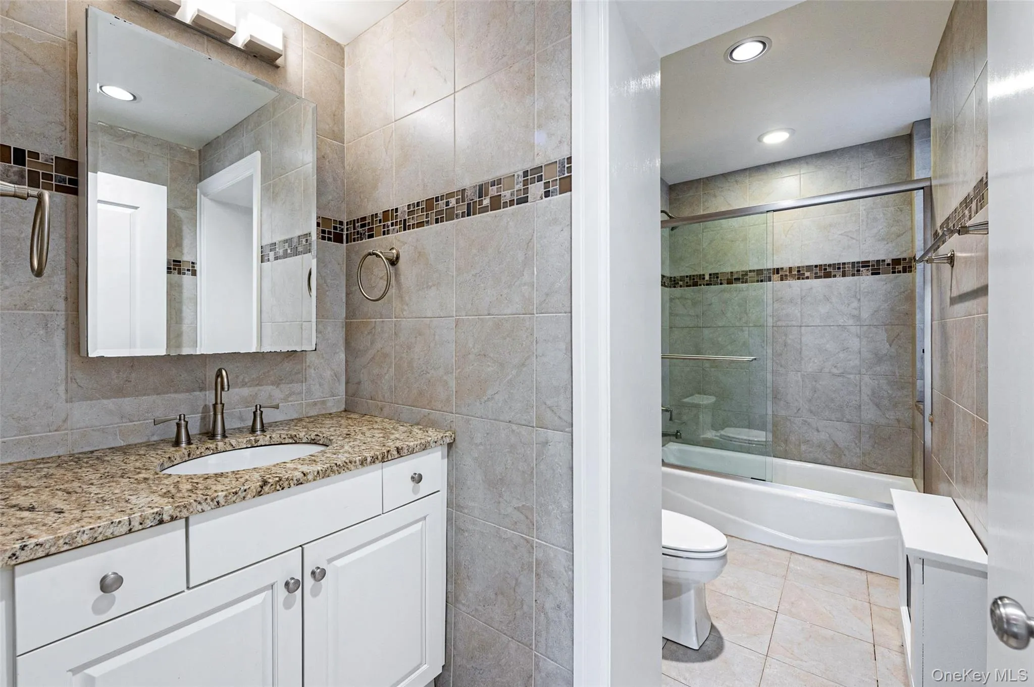 26 Parkway, Scarsdale, NY, 1 Bedroom Bedrooms, 3 Rooms Rooms,1 BathroomBathrooms,Residential Lease,For Rent,Parkway,0,988553 26 Parkway, Scarsdale, NY, 1 Bedroom Bedrooms, 3 Rooms Rooms,1 BathroomBathrooms,Residential Lease,For Rent,Parkway,0,988553