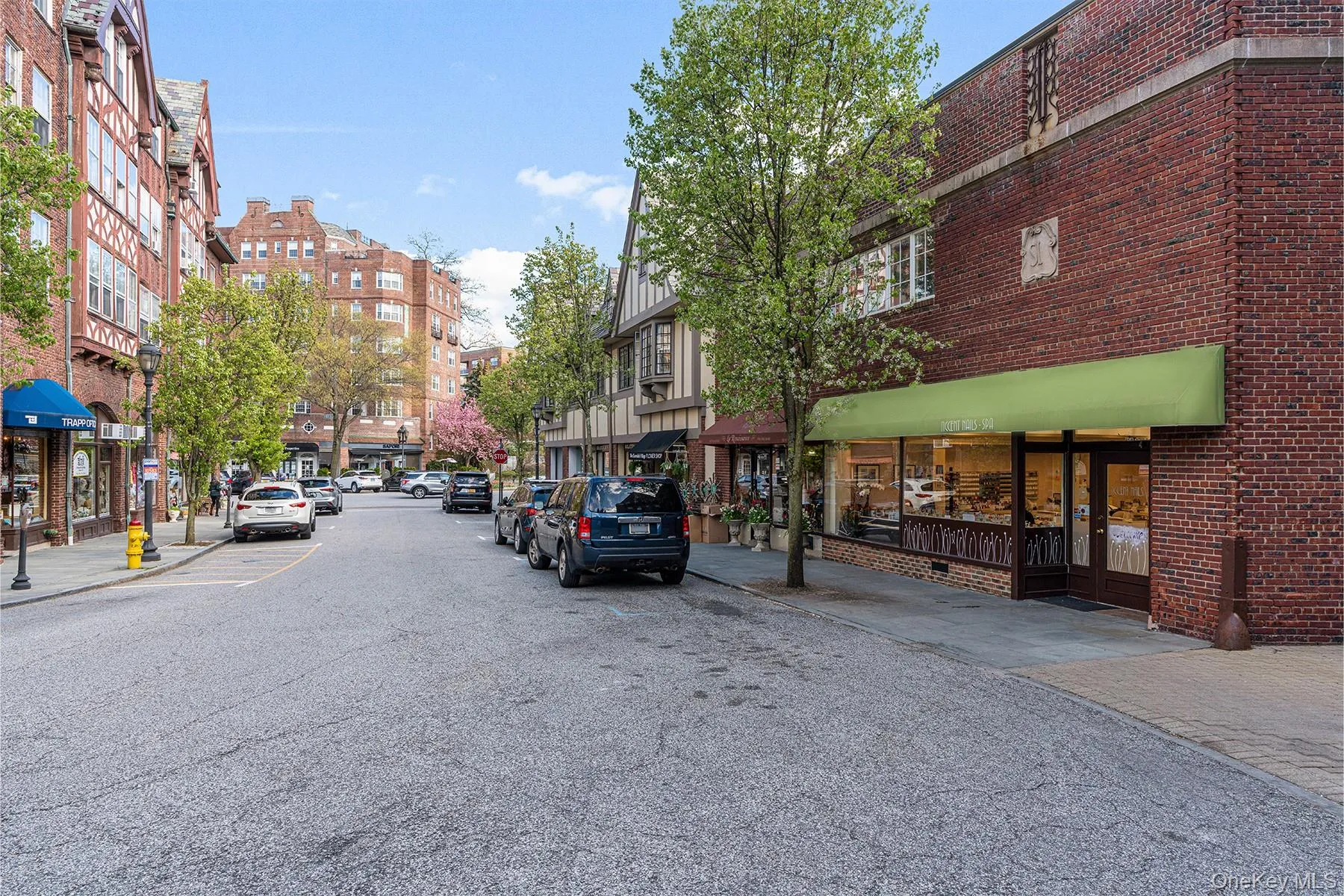 26 Parkway, Scarsdale, NY, 1 Bedroom Bedrooms, 3 Rooms Rooms,1 BathroomBathrooms,Residential Lease,For Rent,Parkway,0,988553 26 Parkway, Scarsdale, NY, 1 Bedroom Bedrooms, 3 Rooms Rooms,1 BathroomBathrooms,Residential Lease,For Rent,Parkway,0,988553