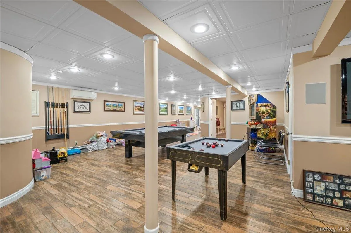 45 Coves Run, Oyster Bay, NY, 7 Bedrooms Bedrooms, 18 Rooms Rooms,5 BathroomsBathrooms,Residential,For Rent,Coves,0,988558 45 Coves Run, Oyster Bay, NY, 7 Bedrooms Bedrooms, 18 Rooms Rooms,5 BathroomsBathrooms,Residential,For Rent,Coves,0,988558