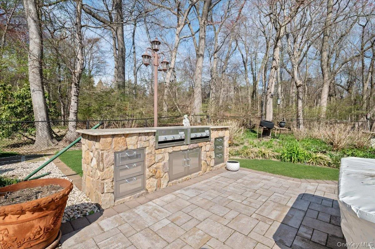 45 Coves Run, Oyster Bay, NY, 7 Bedrooms Bedrooms, 18 Rooms Rooms,5 BathroomsBathrooms,Residential,For Rent,Coves,0,988558 45 Coves Run, Oyster Bay, NY, 7 Bedrooms Bedrooms, 18 Rooms Rooms,5 BathroomsBathrooms,Residential,For Rent,Coves,0,988558